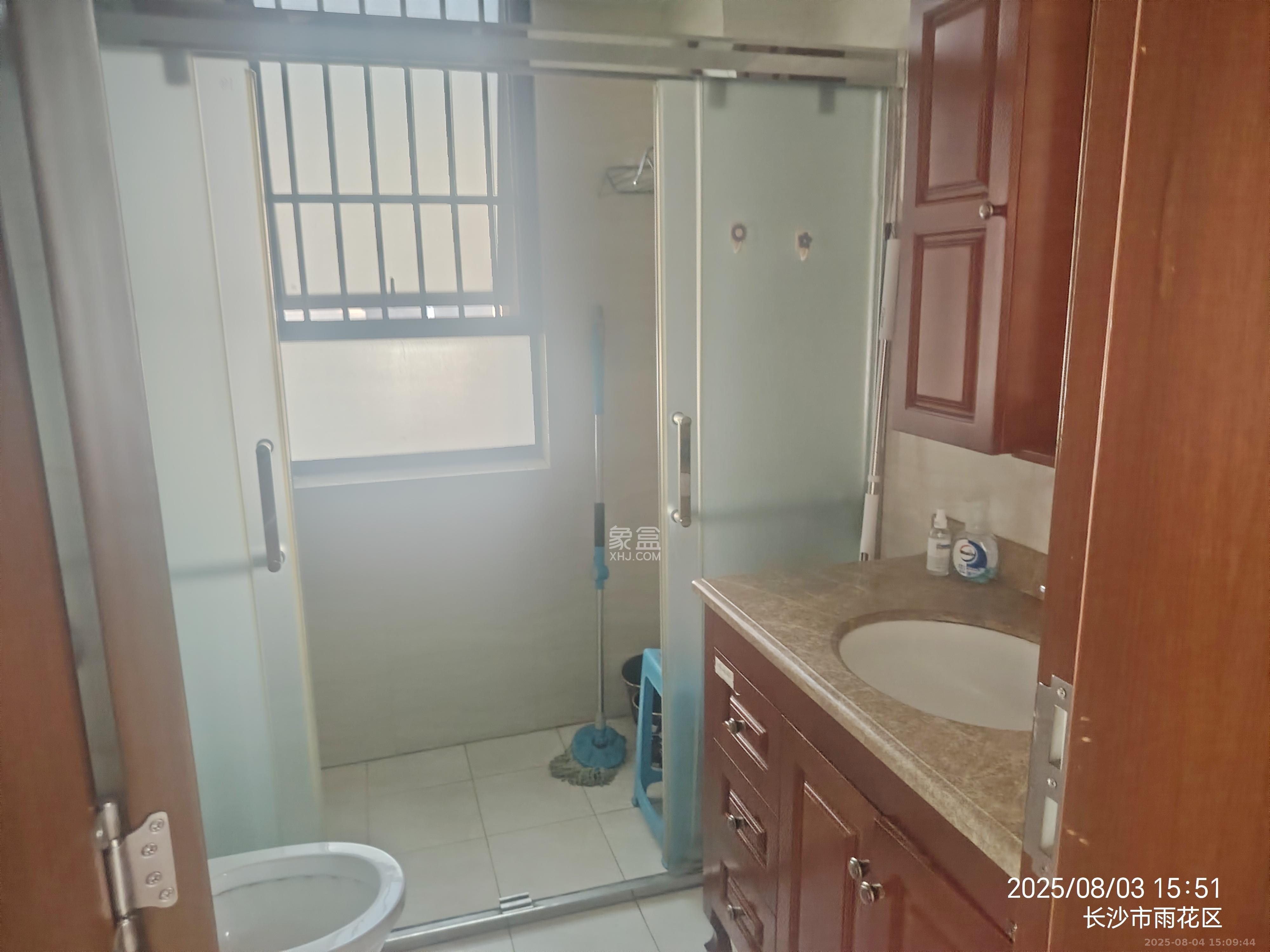 奥林匹克花园贡院一期 2室1厅1卫 2200.0元/月 奥林匹克花园贡院一期 2室1厅1卫 2200.0元/月室内图