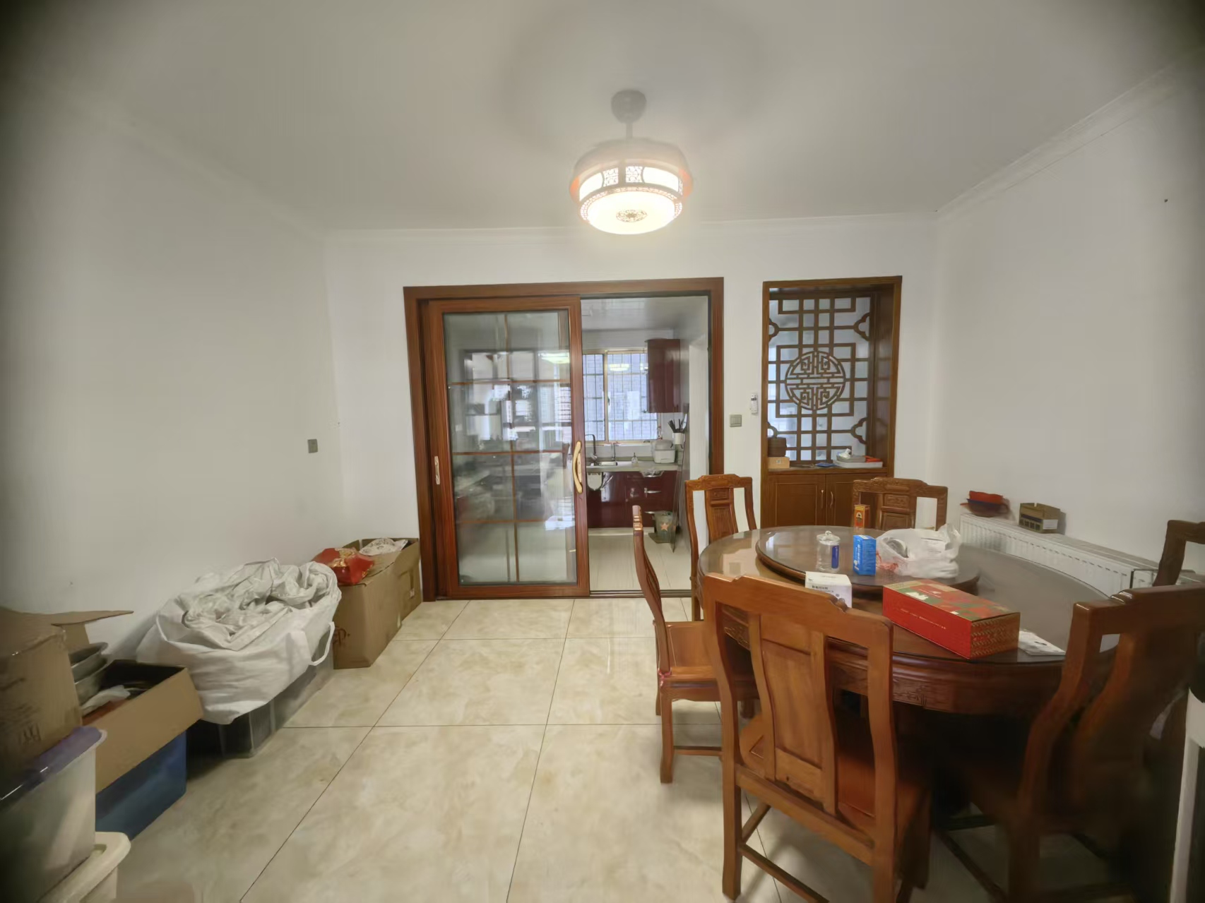 娄星东苑 4室2厅2卫 73.8万 娄星东苑 4室2厅2卫 73.8万客厅