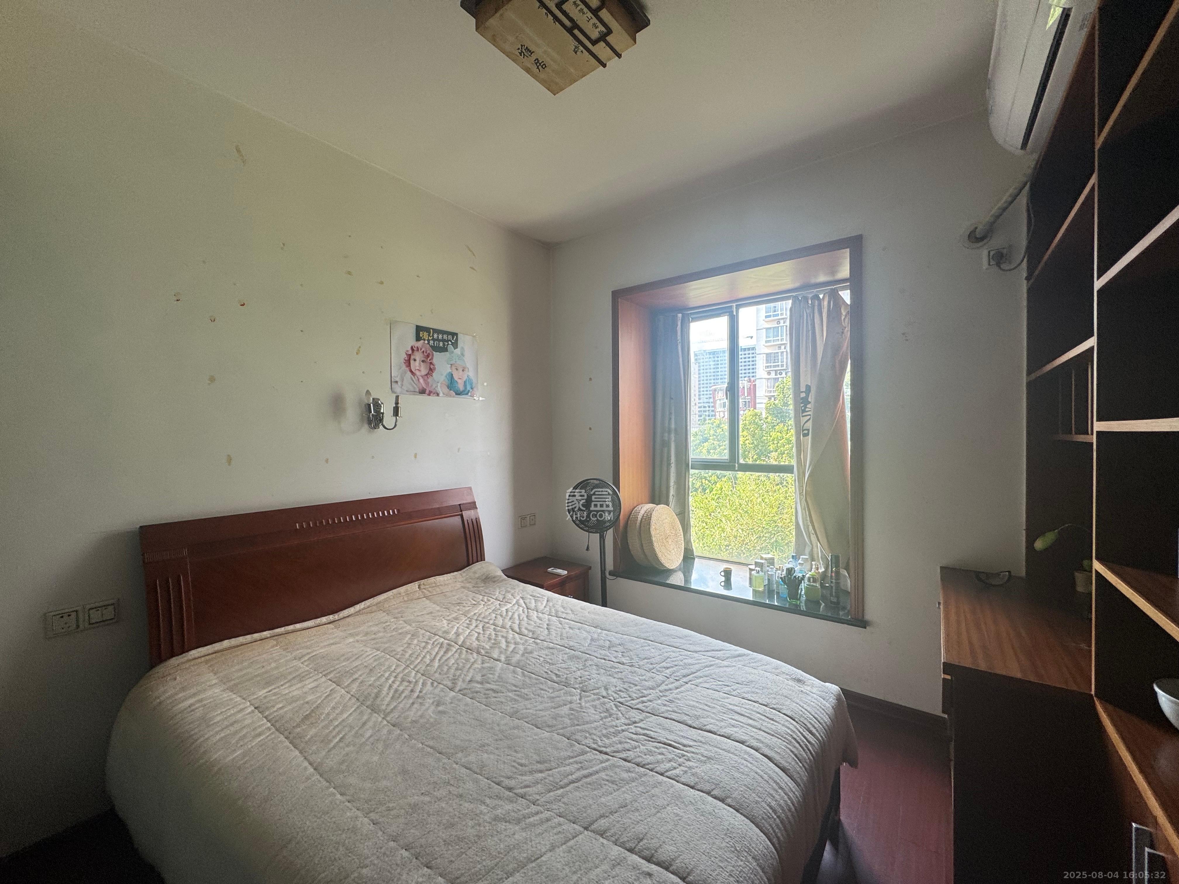 银港水晶城  3室2厅2卫    2800.0元/月室内图