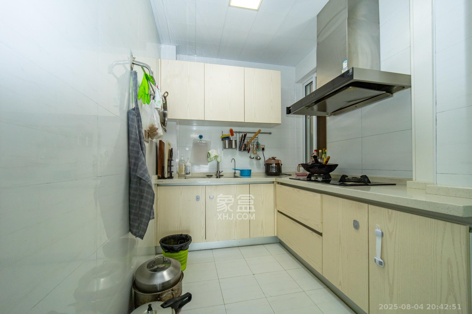 楚天世纪城西苑 3室2厅1卫 69.8万 楚天世纪城西苑 3室2厅1卫 69.8万厨房