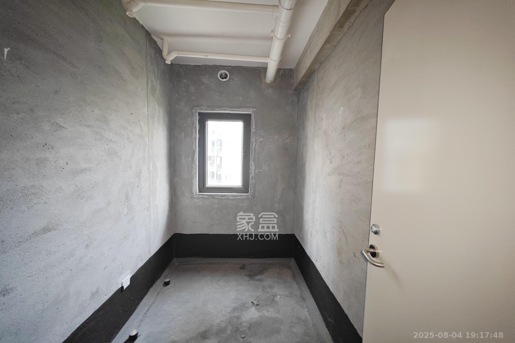 保利大都汇一期、二期 4室2厅2卫 128.8万 保利大都汇一期、二期 4室2厅2卫 128.8万其他