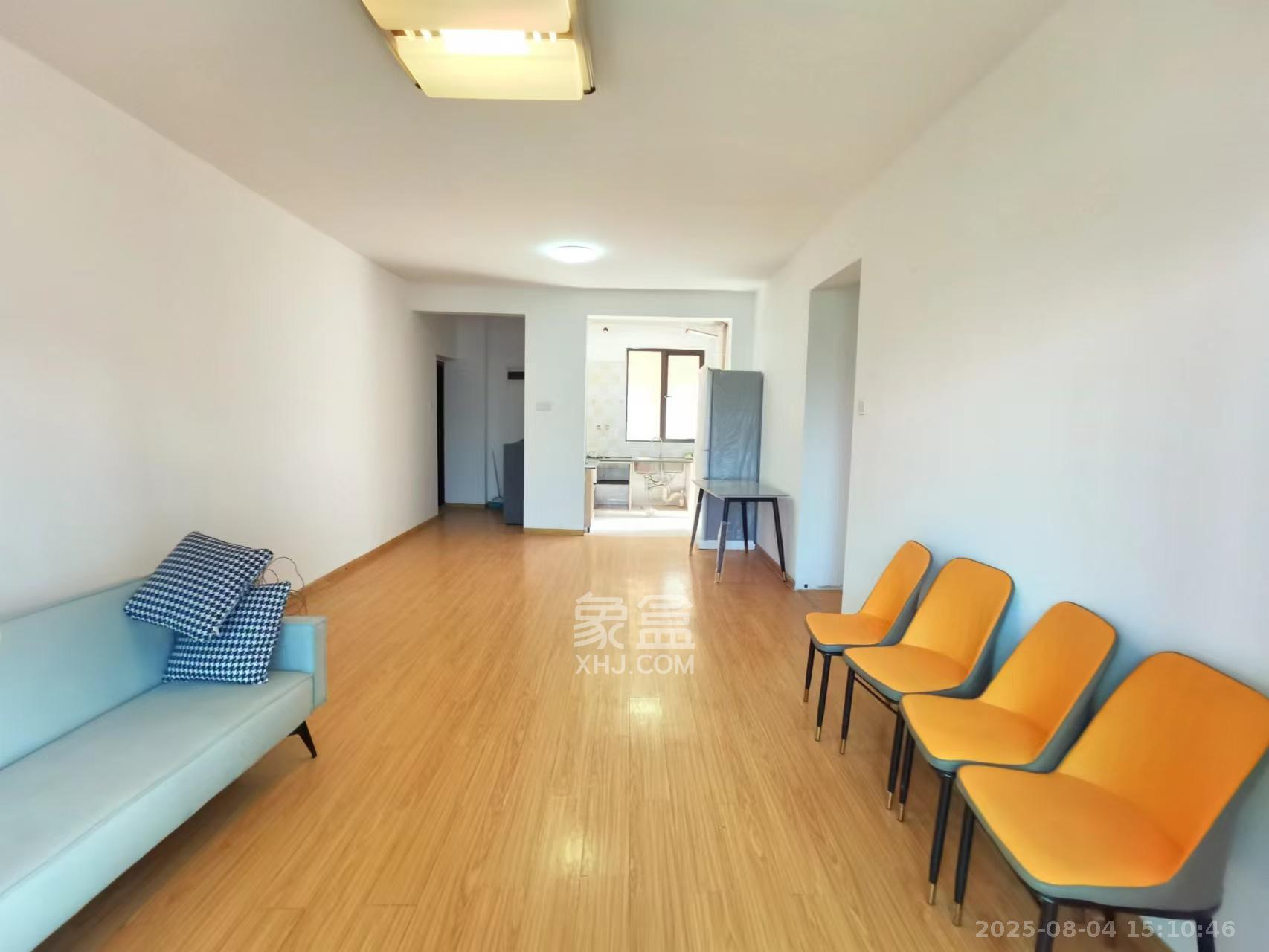 塞纳公馆  4室2厅2卫    2200.0元/月 塞纳公馆  4室2厅2卫    2200.0元/月室内图