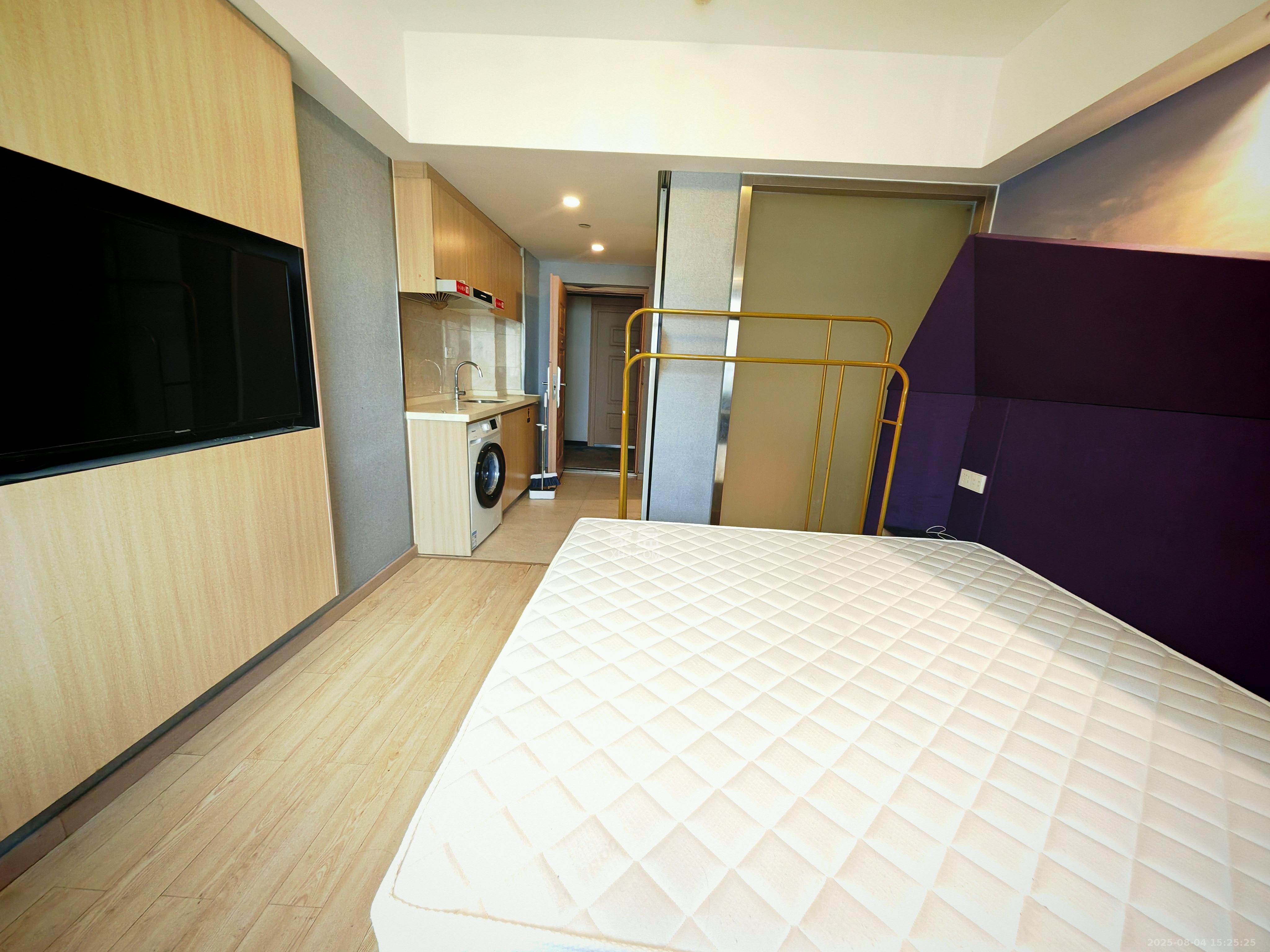 协信星澜汇  1室1厅1卫    1300.0元/月室内图