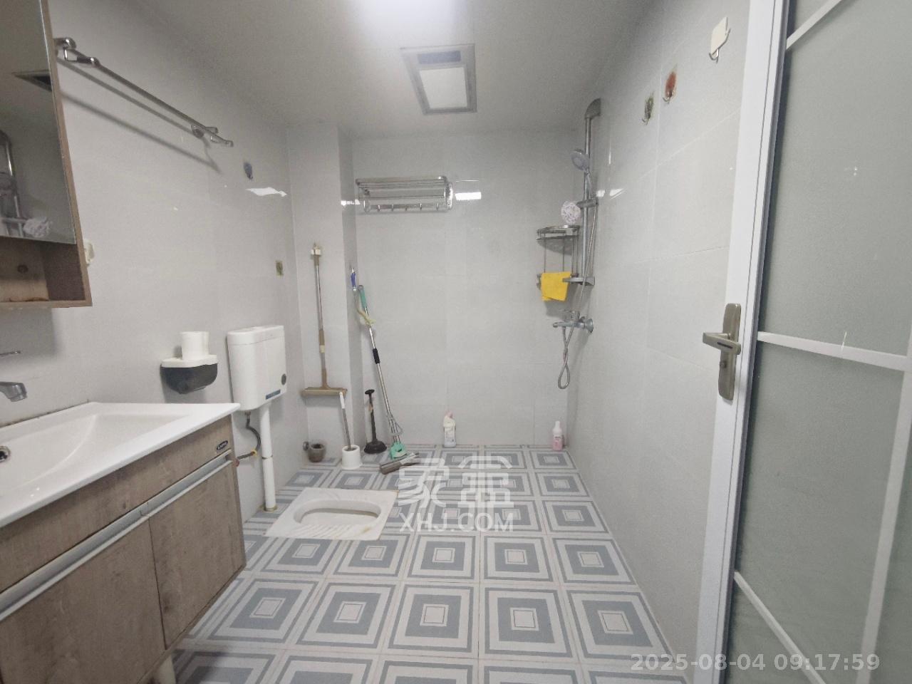 顺安大厦  2室1厅1卫   2600.00元/月室内图
