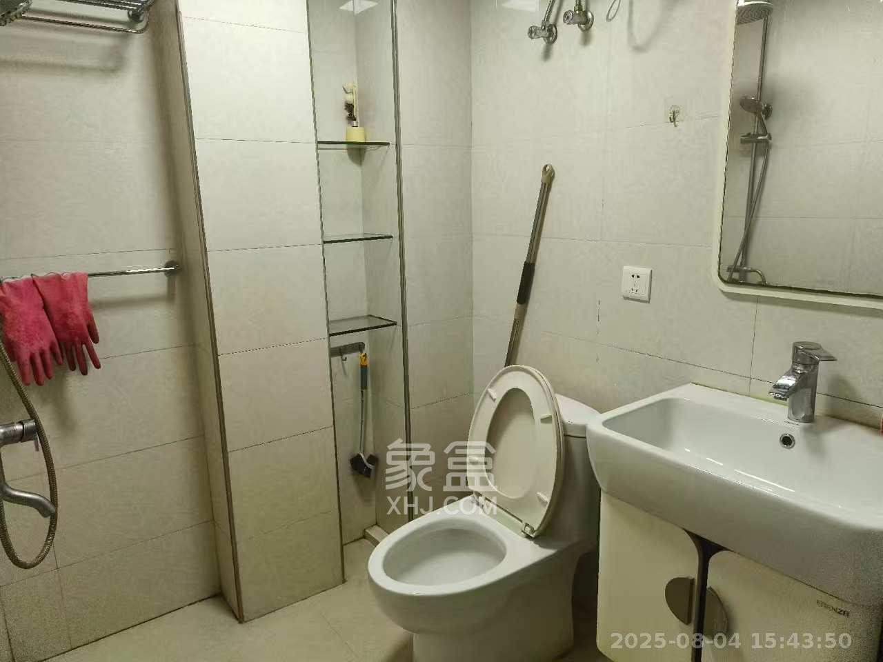 尚都花园城 1室1厅1卫 1100.0元/月 尚都花园城 1室1厅1卫 1100.0元/月室内图