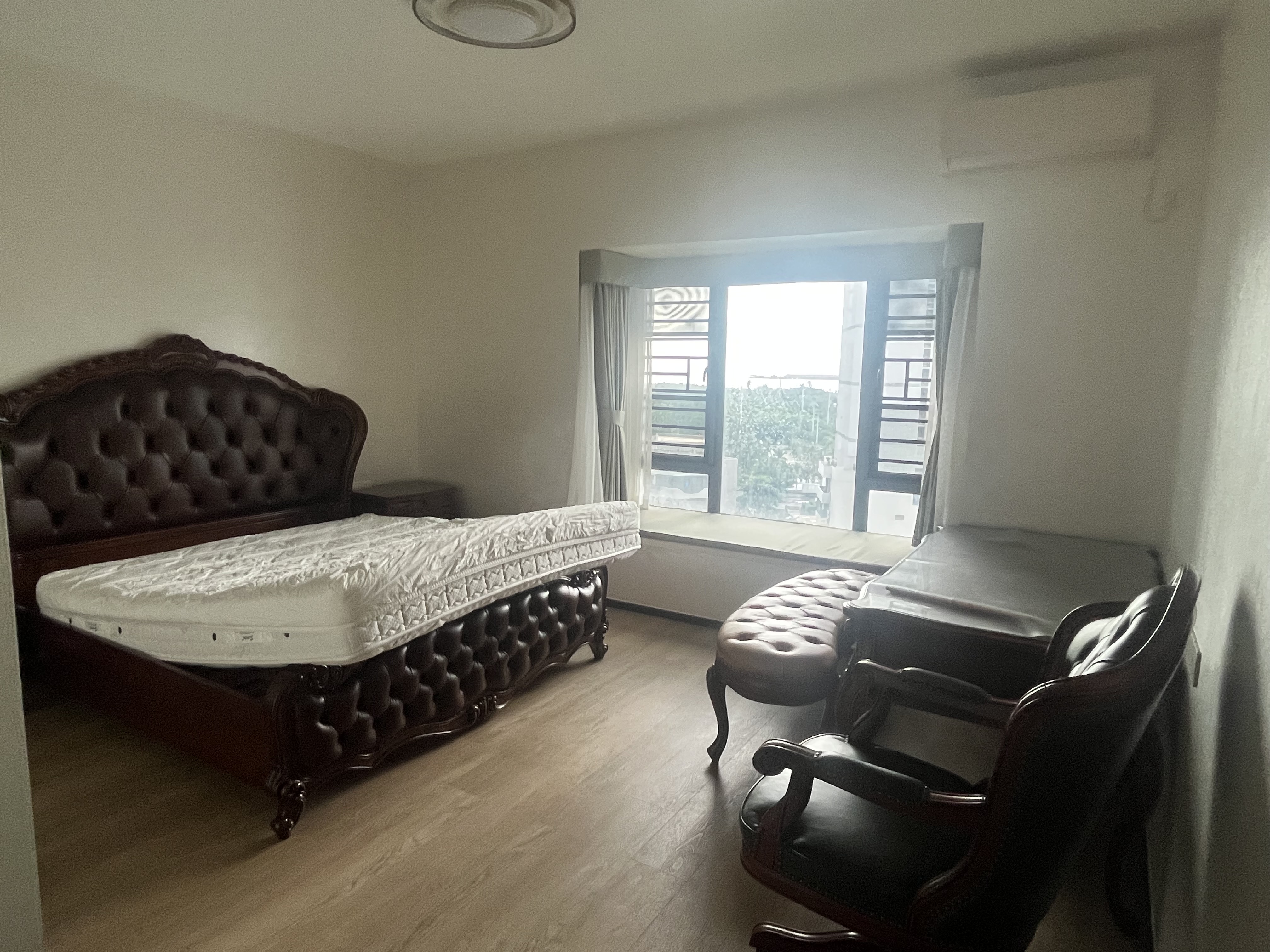 华润中心二期东悦府 4室2厅3卫 620.0万 华润中心二期东悦府 4室2厅3卫 620.0万客厅