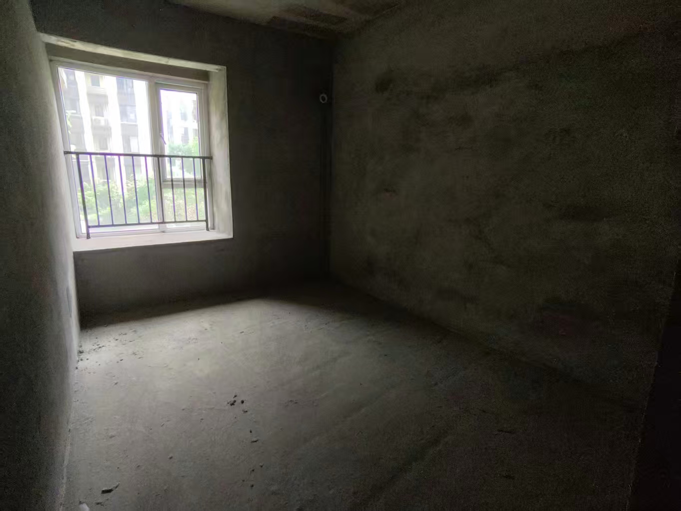 中梁龙泉台  4室2厅2卫   90.00万室内图