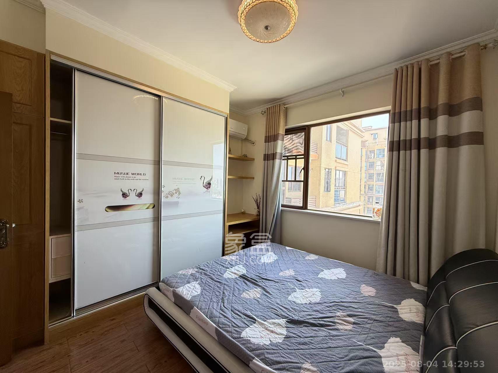 万里时代 3室2厅1卫 2999.0元/月 万里时代 3室2厅1卫 2999.0元/月室内图