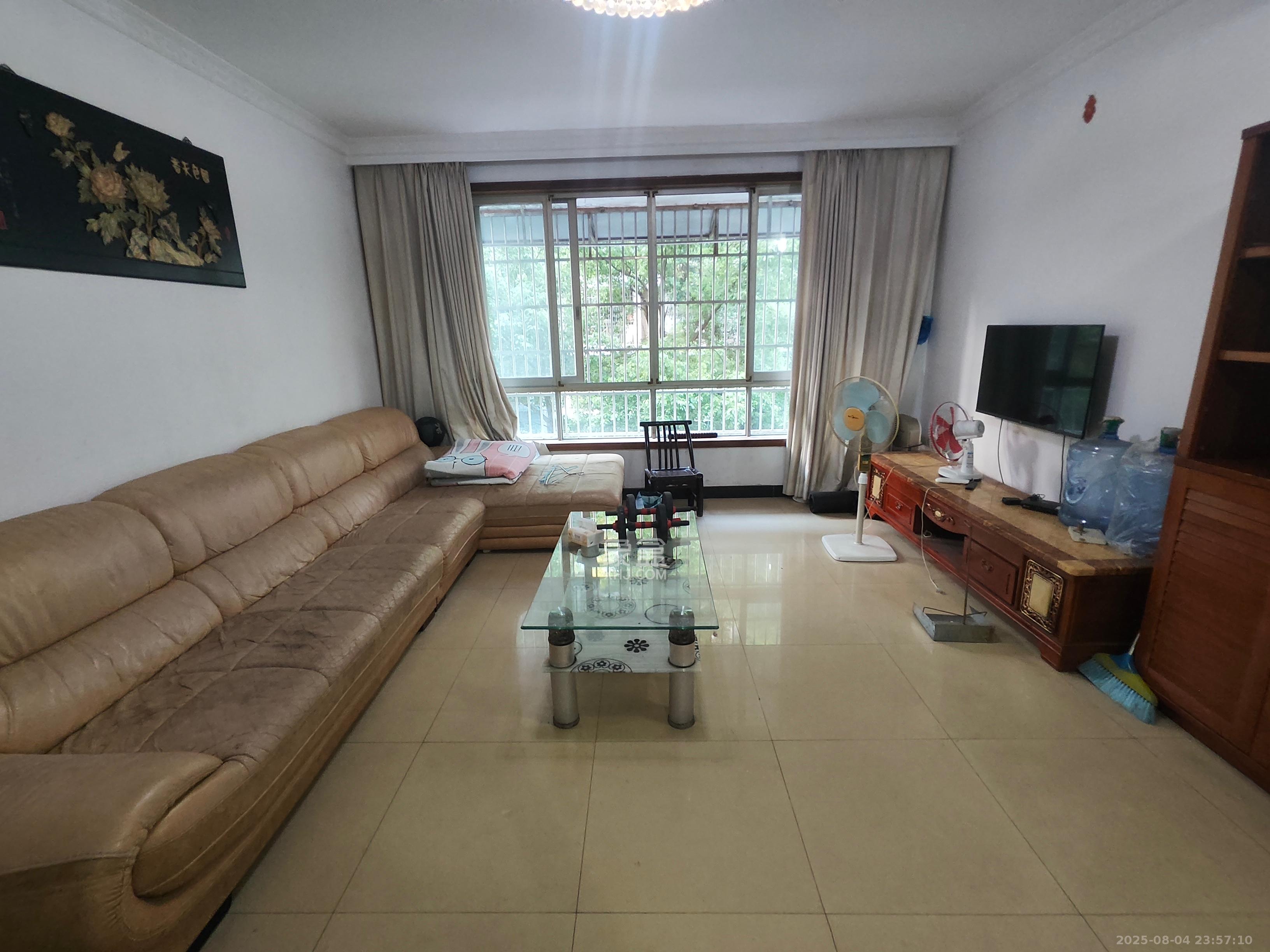 王公塘社区 1室0厅0卫 2500.0元/月 王公塘社区 1室0厅0卫 2500.0元/月室内图