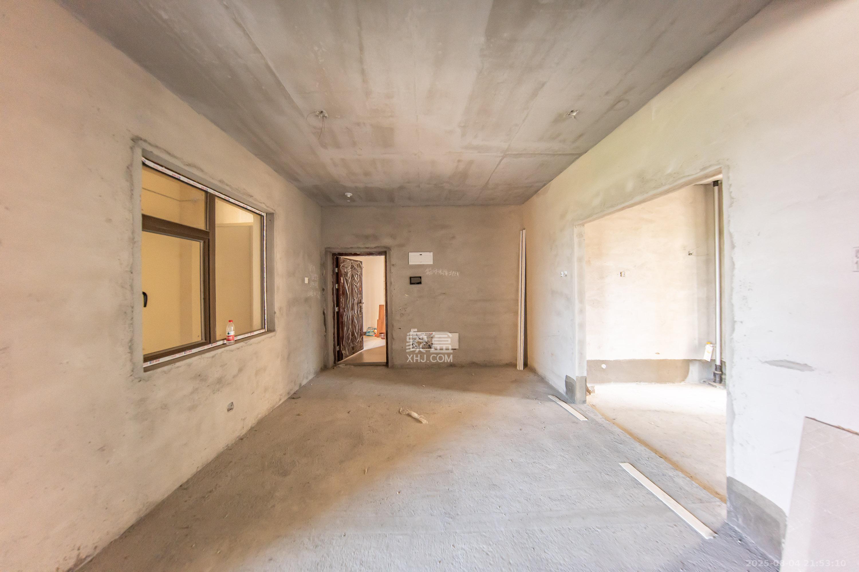 江山帝景雅典 3室2厅2卫 108.0万 江山帝景雅典 3室2厅2卫 108.0万客厅