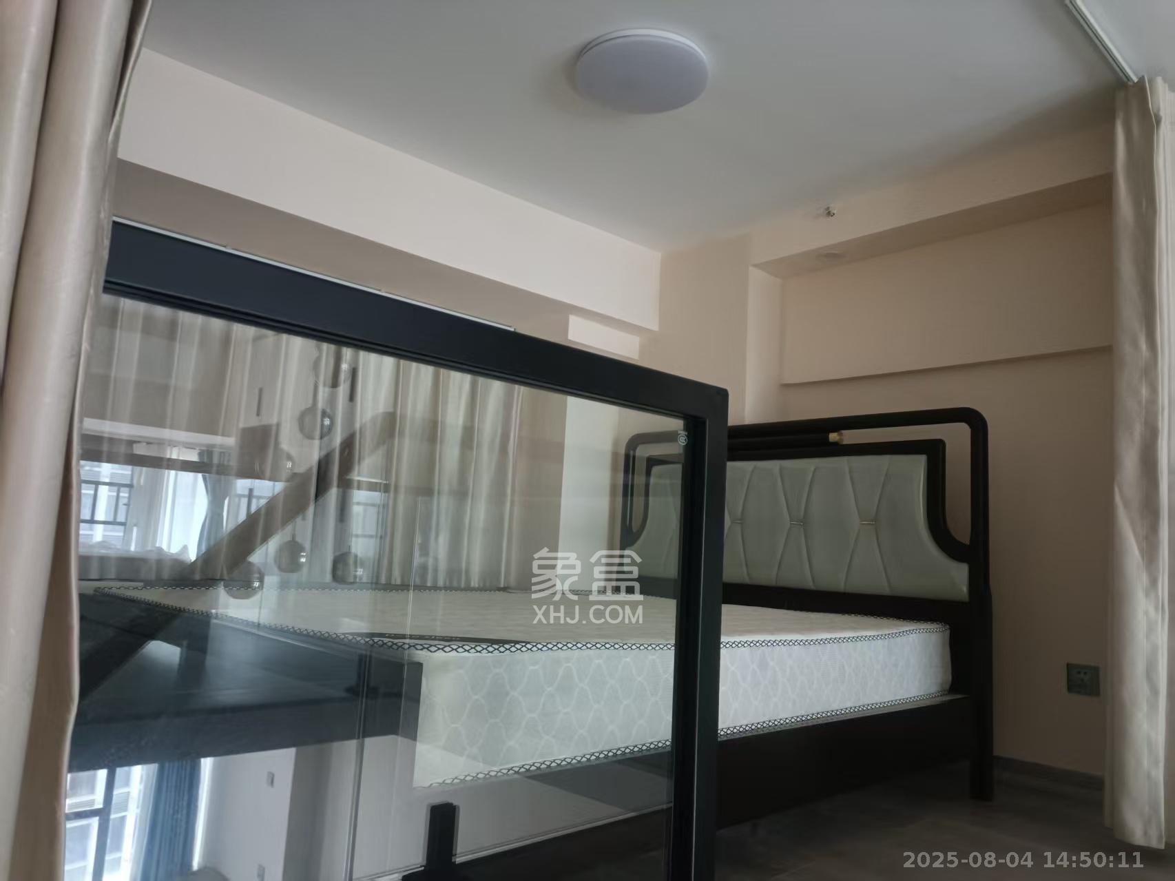 润和国际广场  2室2厅1卫    2400.0元/月 润和国际广场  2室2厅1卫    2400.0元/月室内图