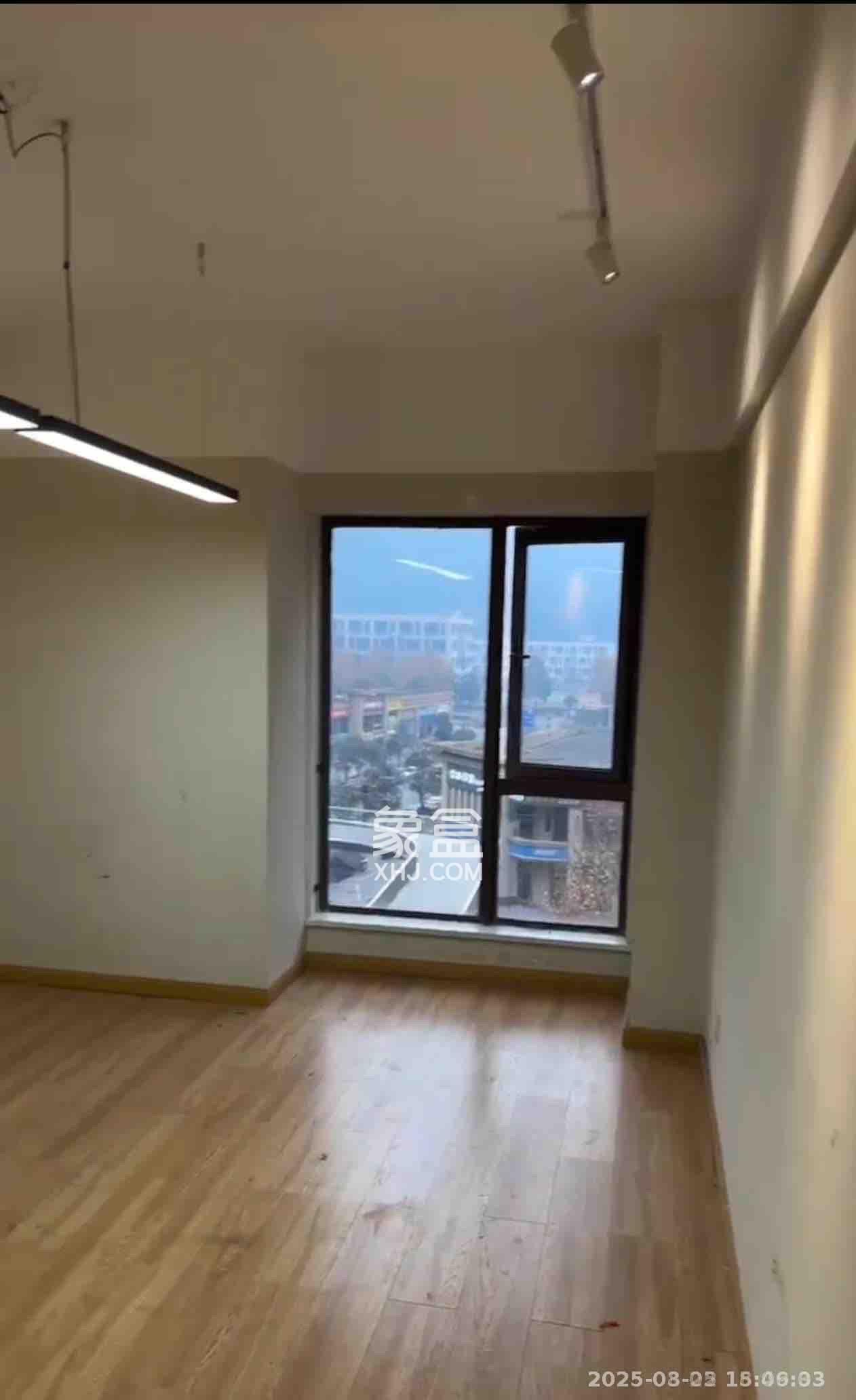 佳兆业云顶梅溪湖(佳兆业梅溪荟)  1室1厅1卫    3600.0元/月 佳兆业云顶梅溪湖(佳兆业梅溪荟)  1室1厅1卫    3600.0元/月室内图