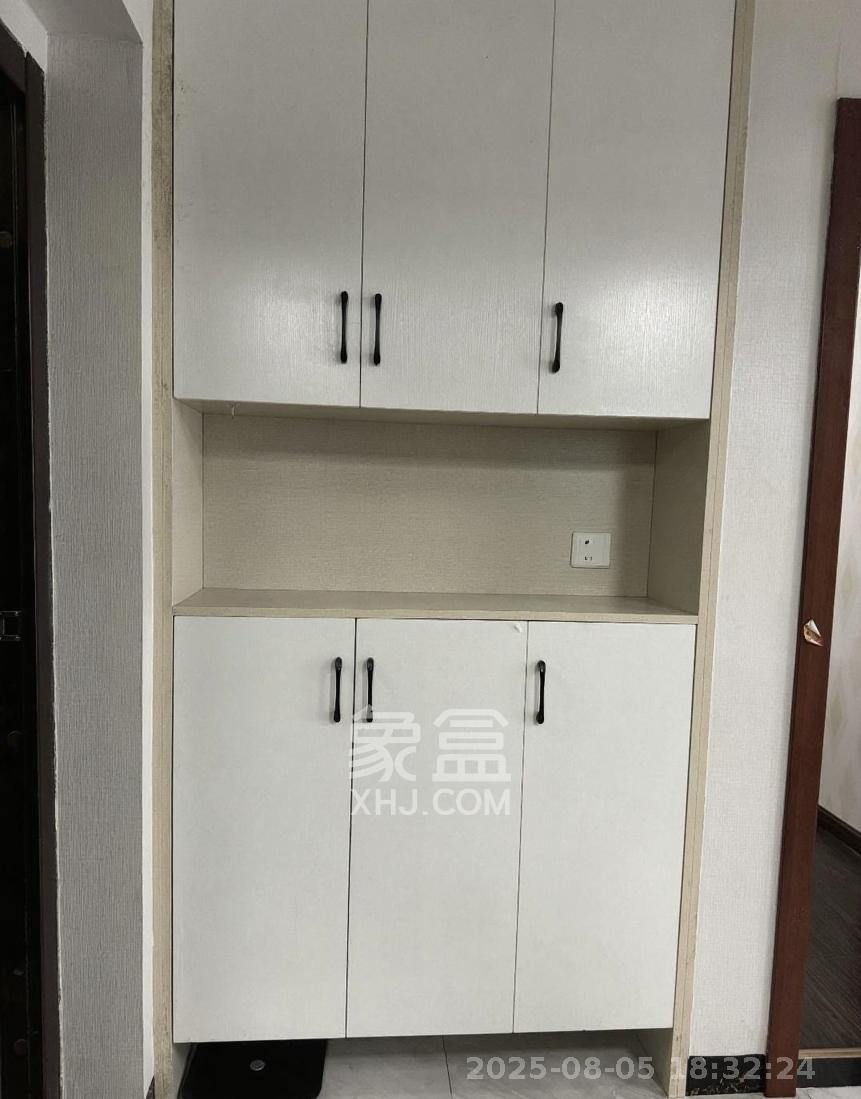 中国铁建梅溪青秀二期  3室2厅2卫   2500.00元/月室内图