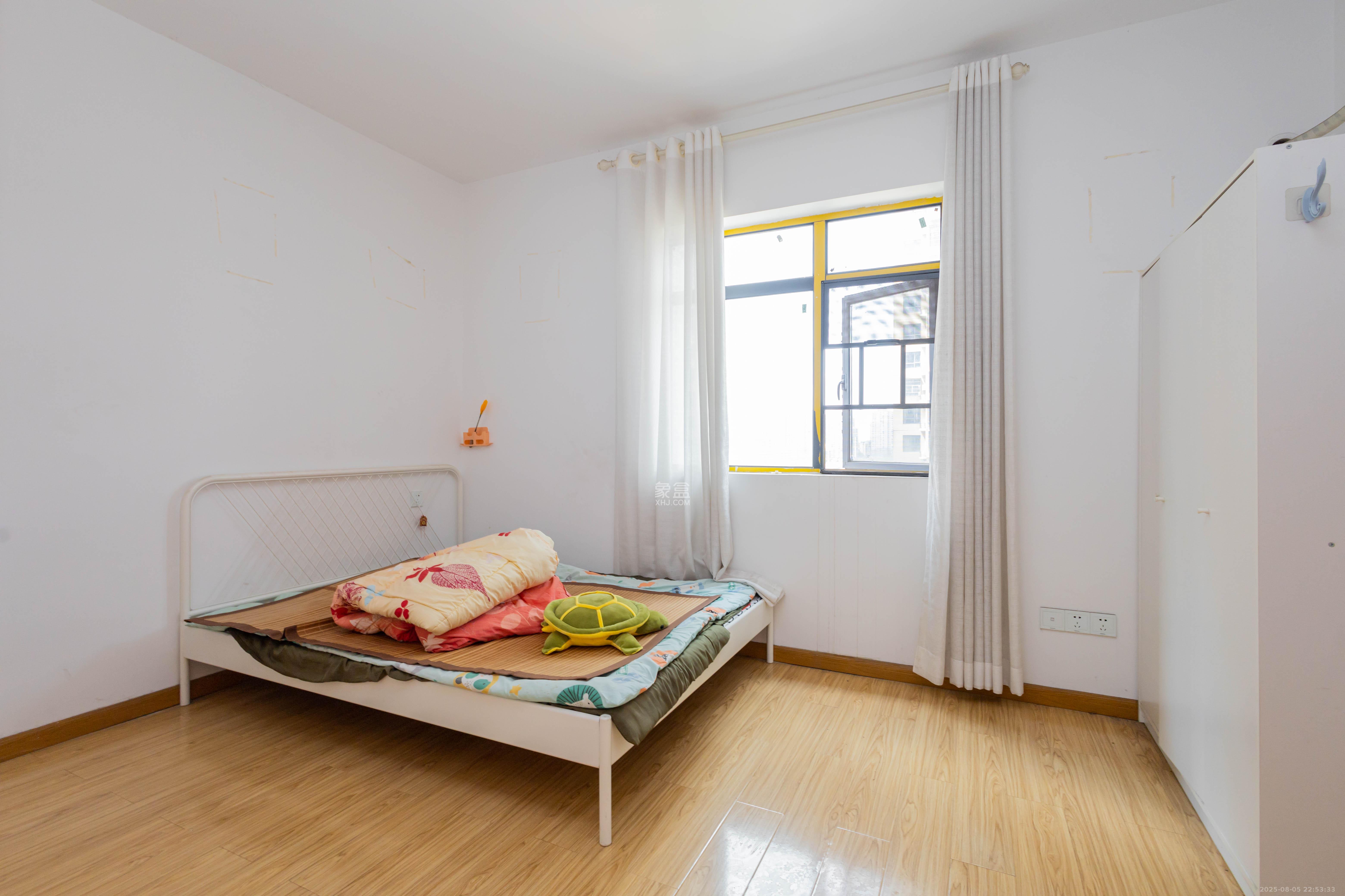 中国铁建国际城二期 3室2厅1卫 59.8万 中国铁建国际城二期 3室2厅1卫 59.8万卧室