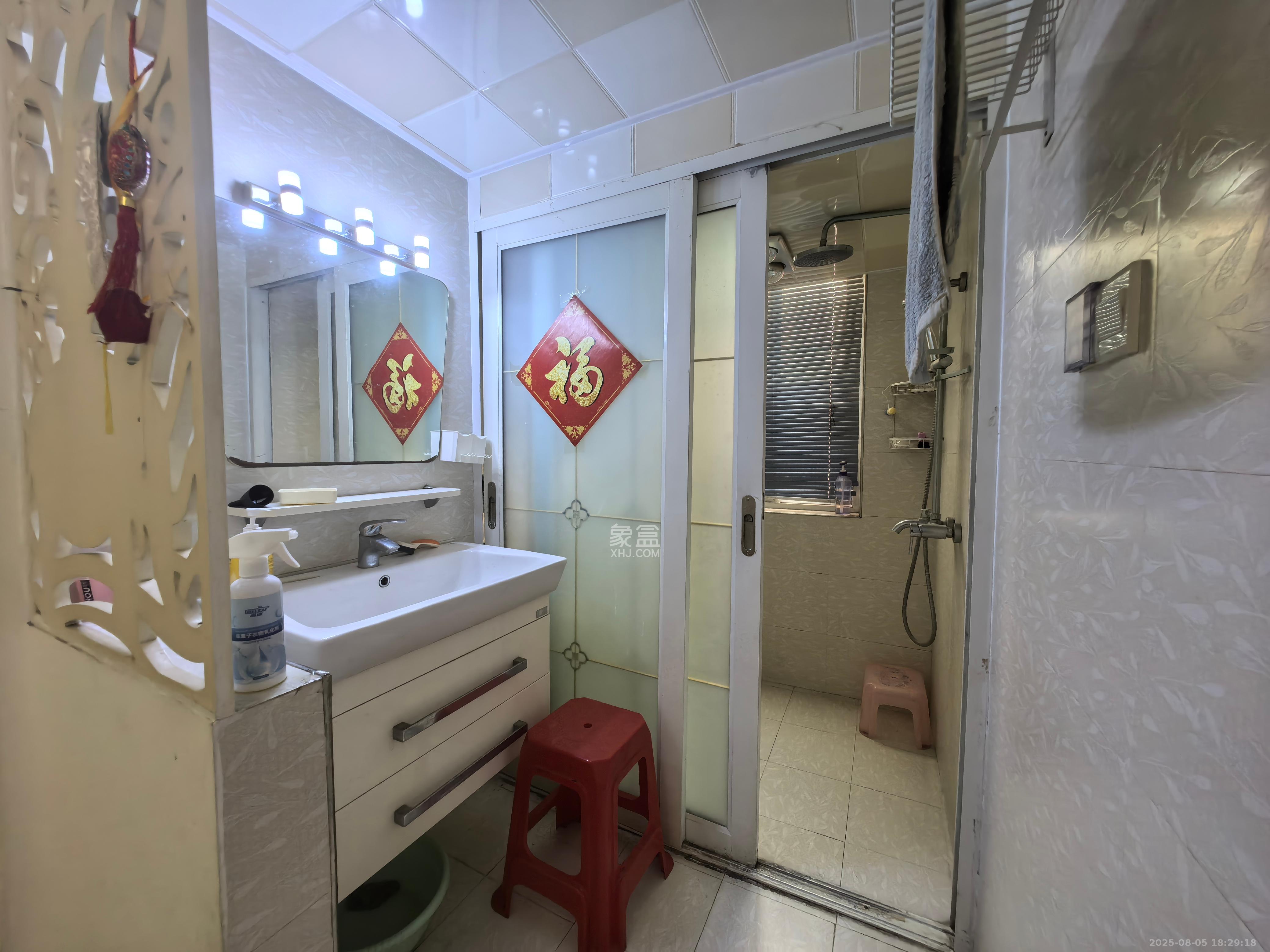 万丽景园  2室2厅1卫    1650.0元/月 万丽景园  2室2厅1卫    1650.0元/月室内图