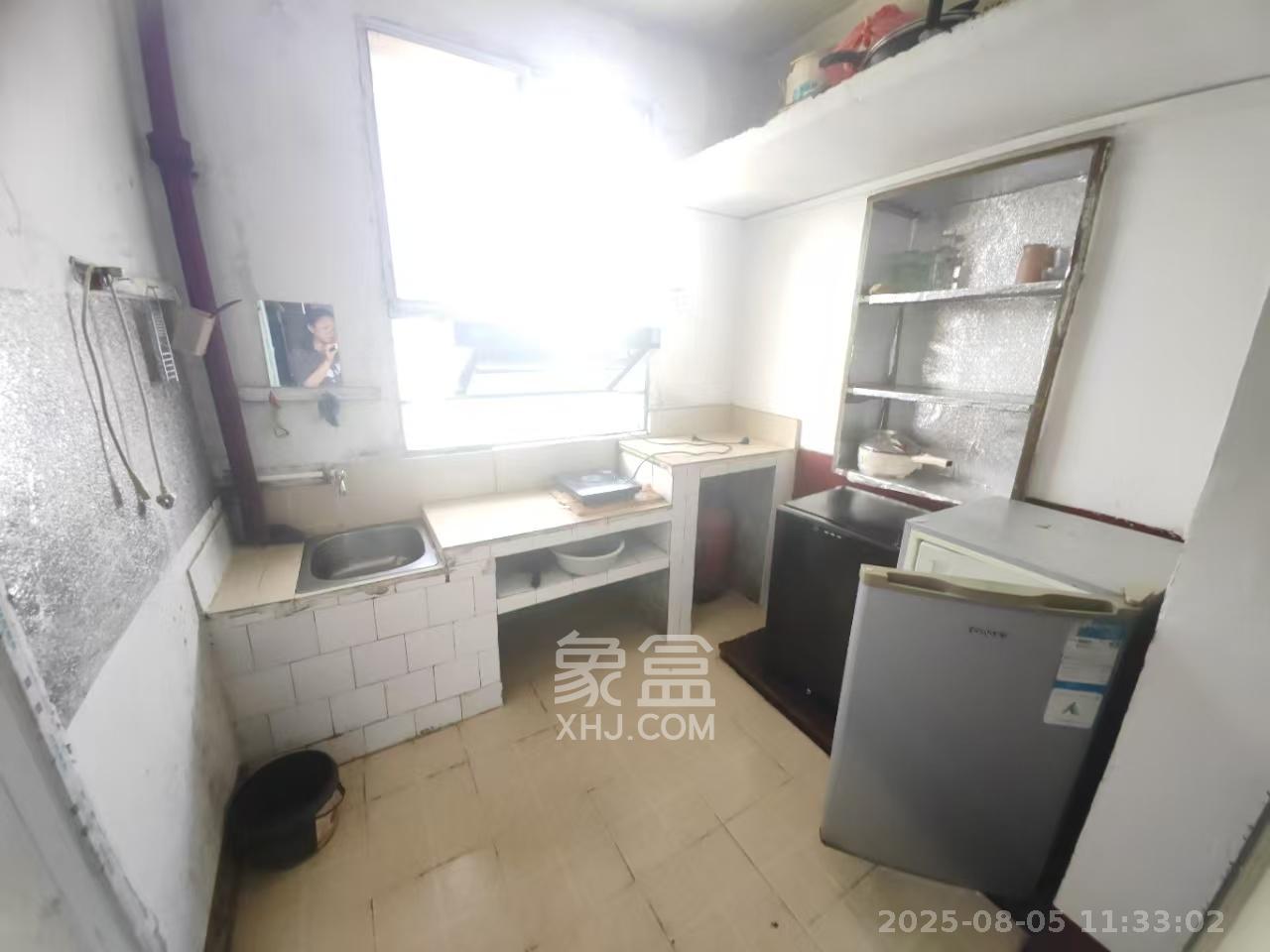 望月湖小区一片(荣龙社区) 2室1厅1卫 1400.0元/月 望月湖小区一片(荣龙社区) 2室1厅1卫 1400.0元/月室内图