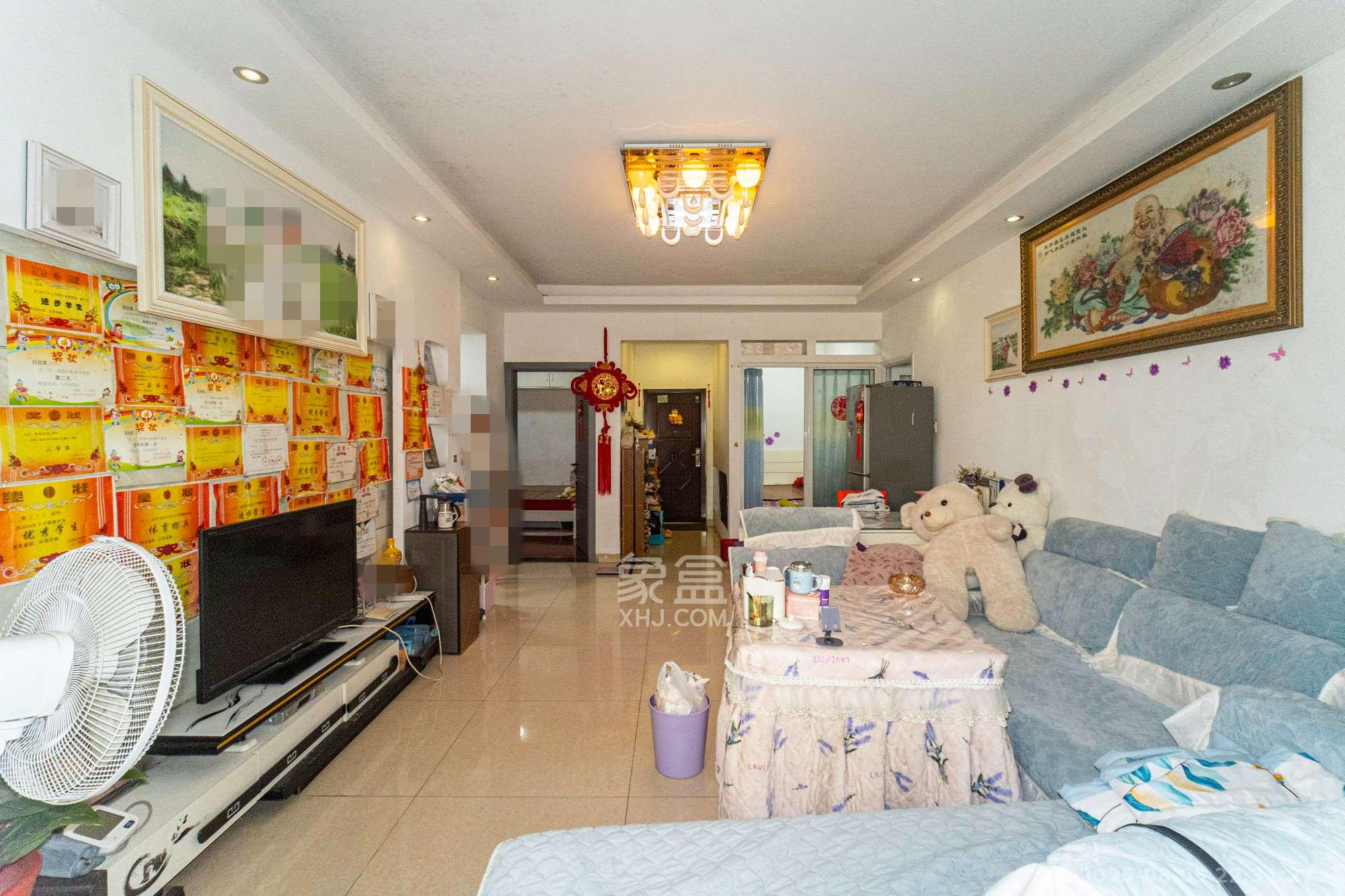 楚天世纪城东苑 3室2厅1卫 55.0万 楚天世纪城东苑 3室2厅1卫 55.0万客厅