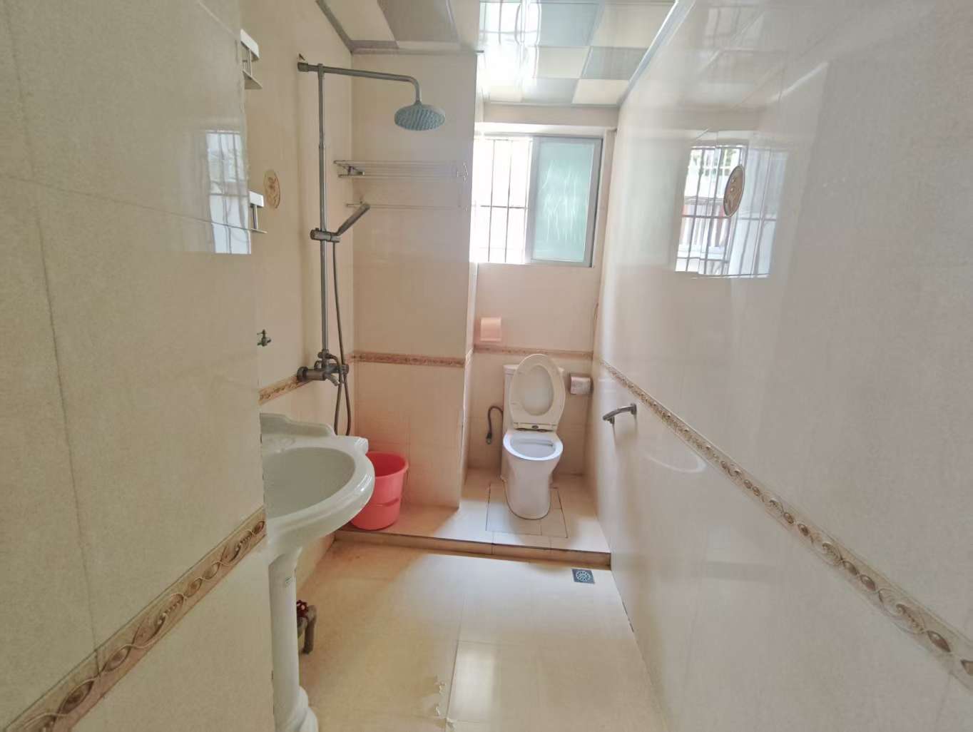 西城秀舍  3室2厅2卫   118.00万室内图