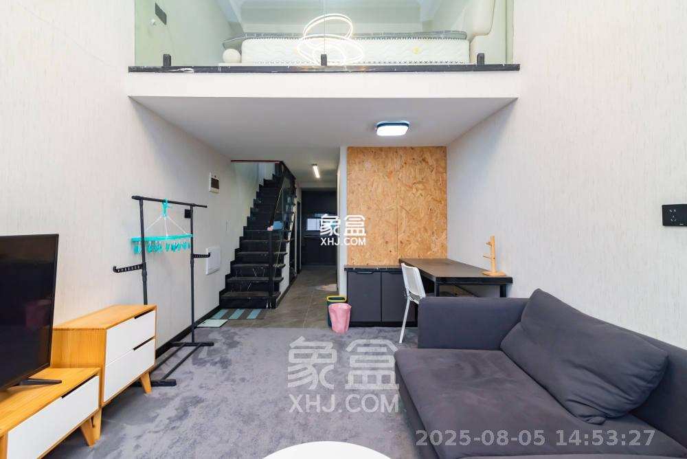 弘坤云寓 2室1厅1卫 2000.0元/月 弘坤云寓 2室1厅1卫 2000.0元/月室内图