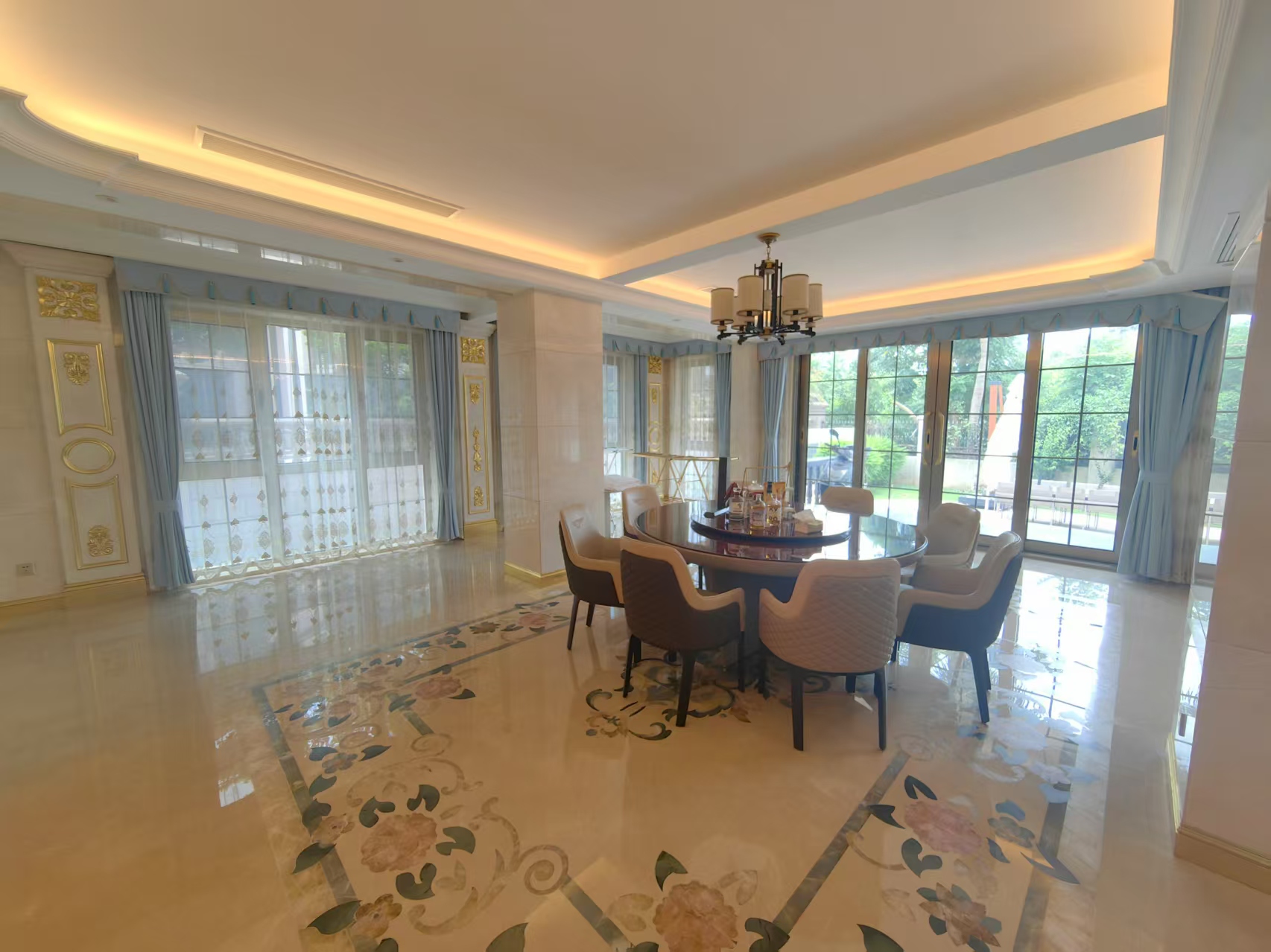 泰达天海国际 6室3厅4卫 50000.0元/月 泰达天海国际 6室3厅4卫 50000.0元/月室内图