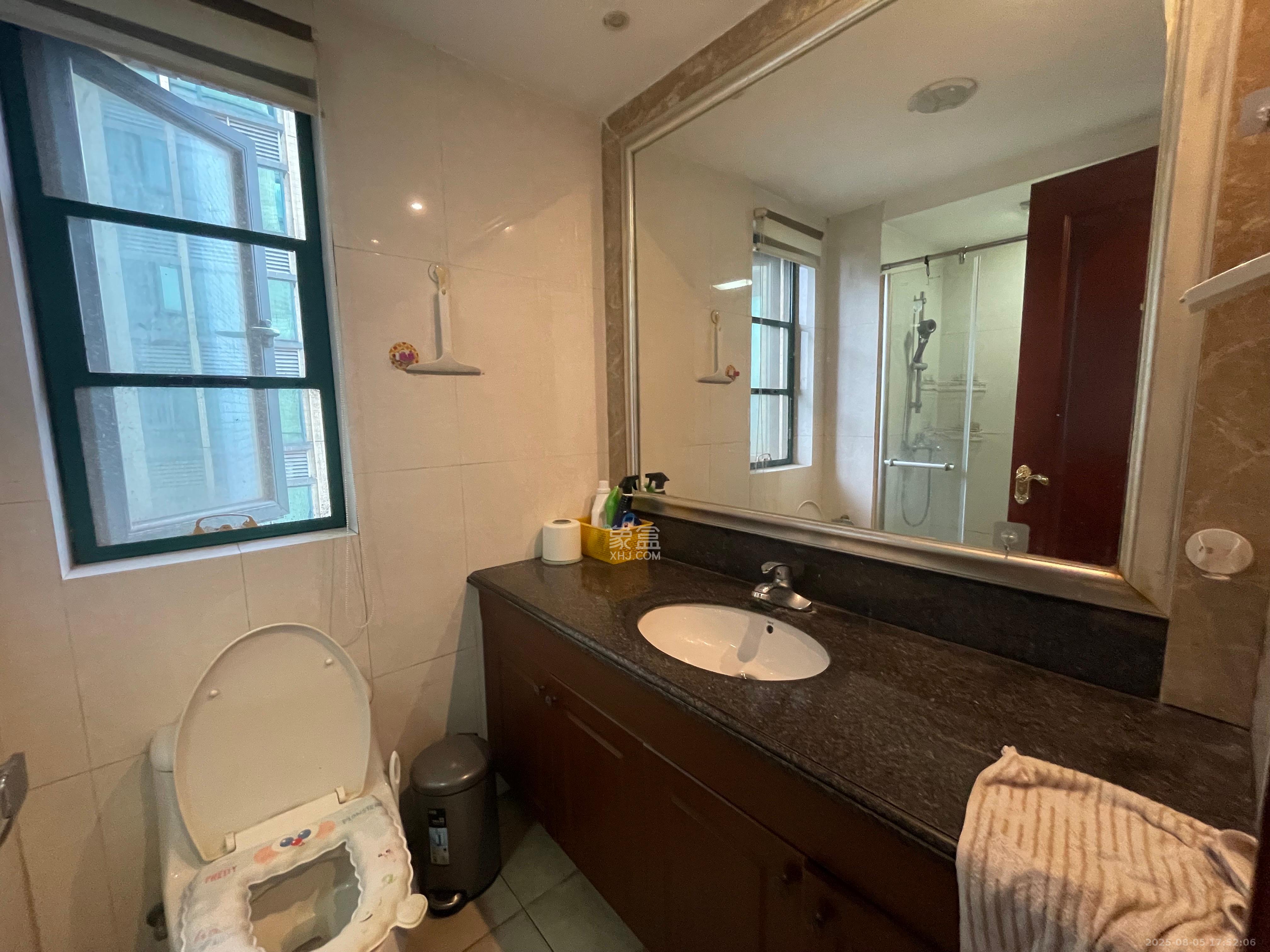 恒大华府  3室2厅2卫    3000.0元/月室内图