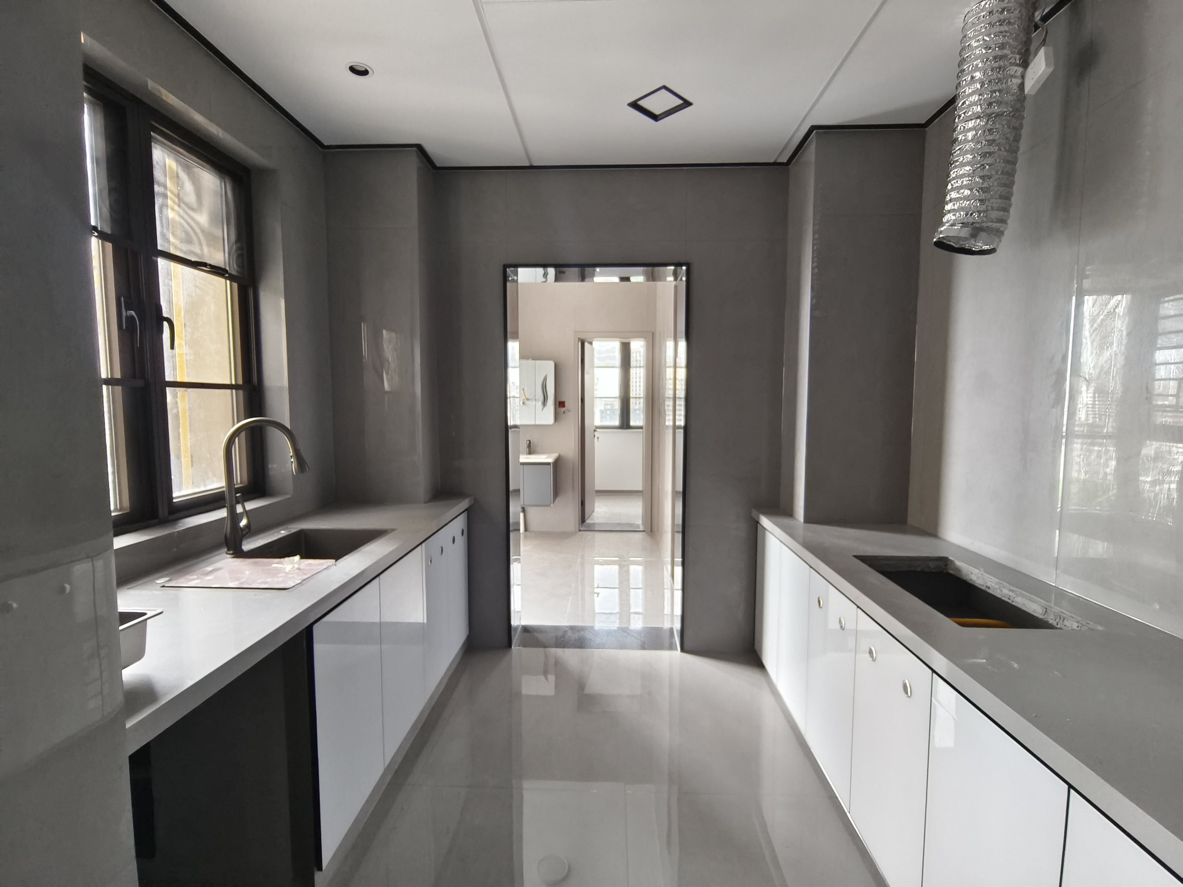 海航豪庭北苑 5室2厅4卫 10000.0元/月 海航豪庭北苑 5室2厅4卫 10000.0元/月室内图