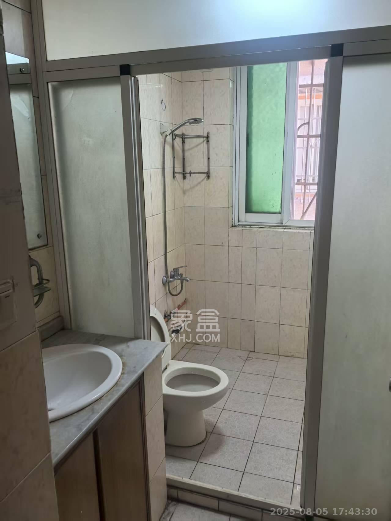 电信308 2室2厅1卫 2800.0元/月 电信308 2室2厅1卫 2800.0元/月室内图