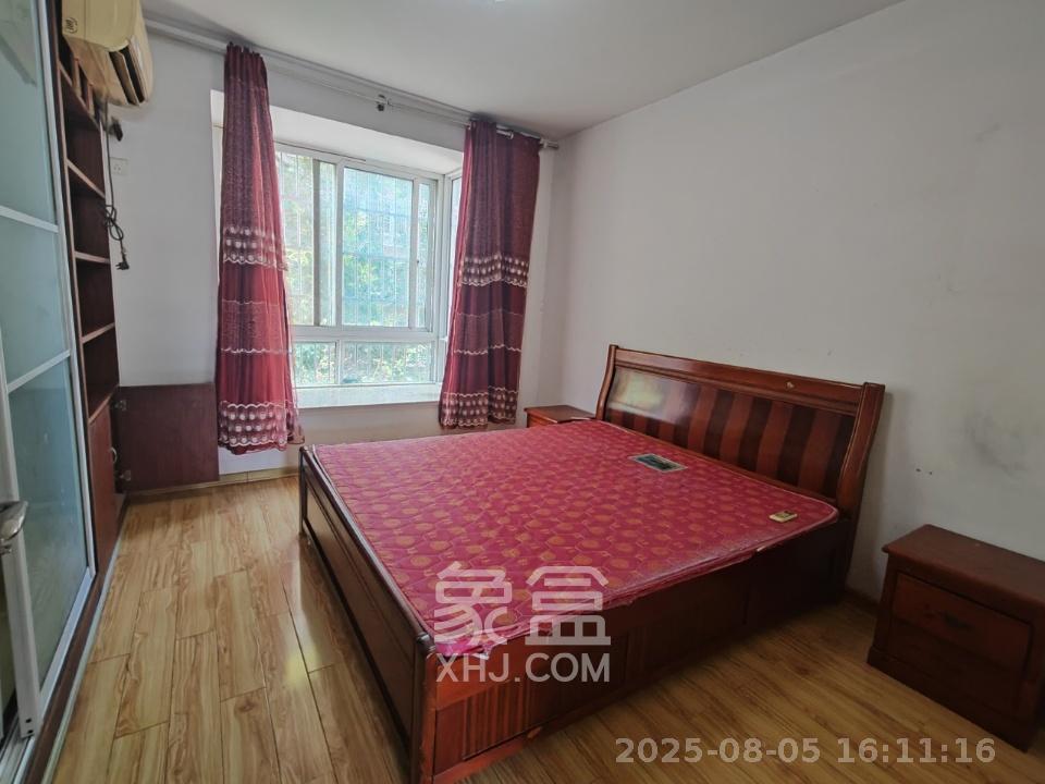 枫华府第  2室1厅1卫    1700.0元/月室内图