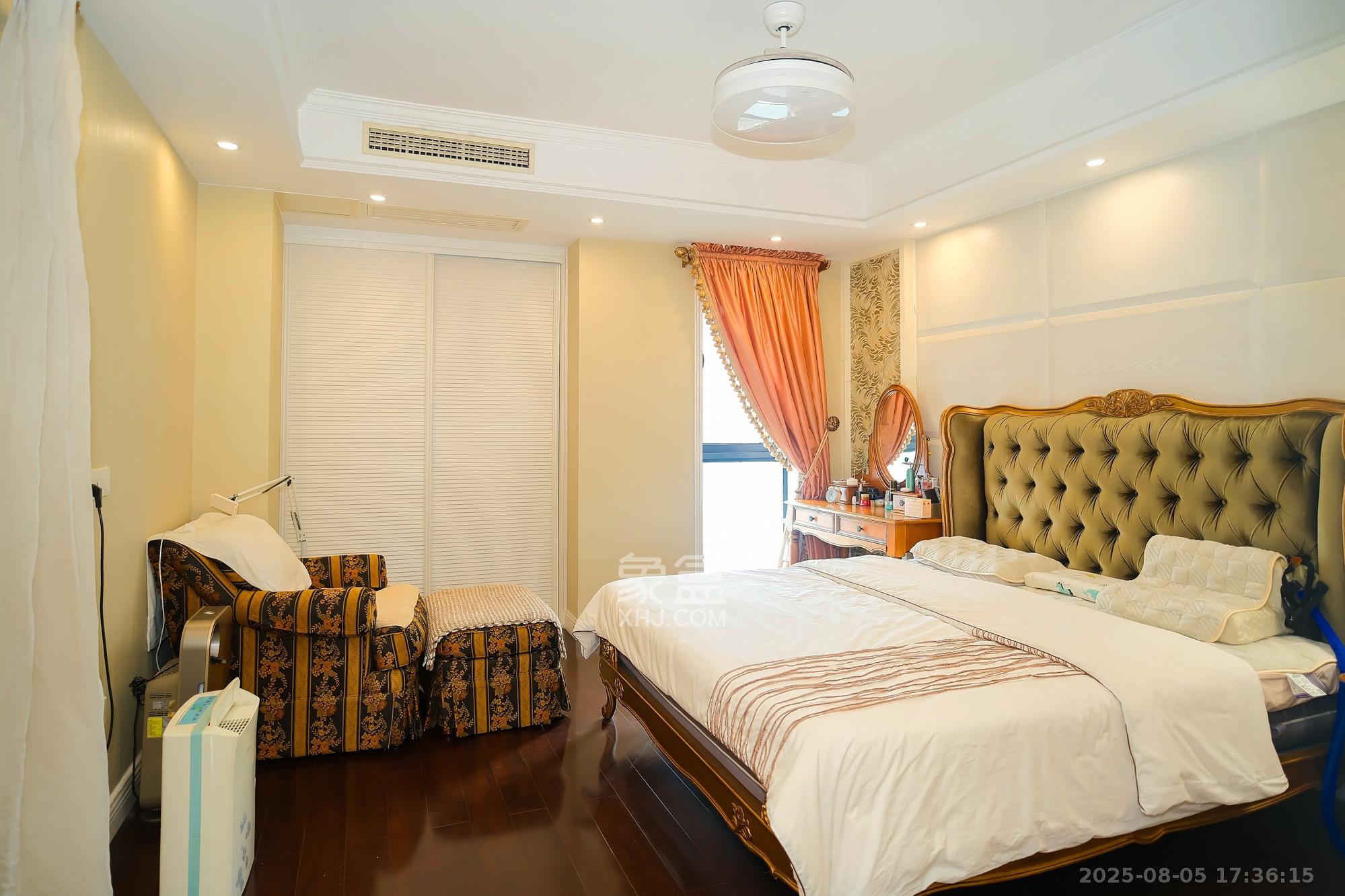 山水湾  1室2厅3卫    398.0万 山水湾  1室2厅3卫    398.0万卧室