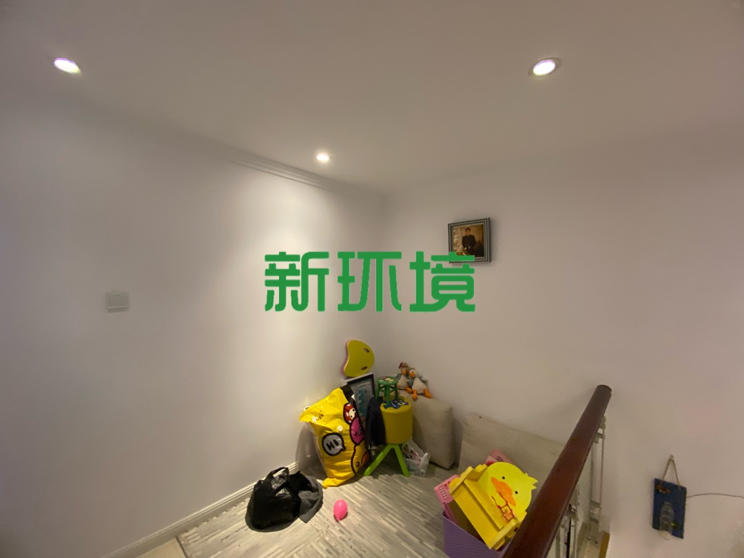 月亮湾三期  3室2厅2卫   2000.00元/月室内图