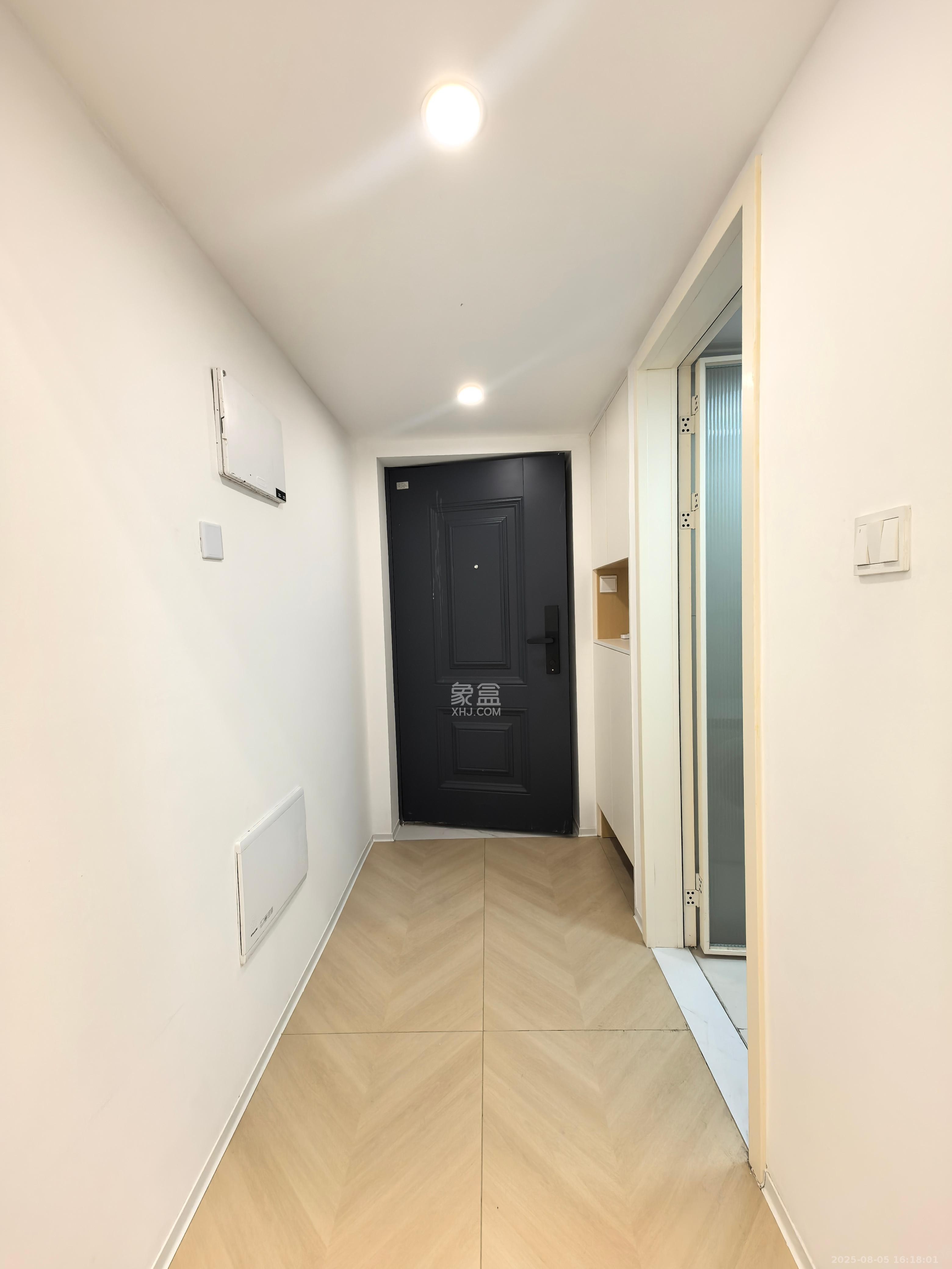 富兴时代御城 2室1厅1卫 2700.0元/月 富兴时代御城 2室1厅1卫 2700.0元/月室内图