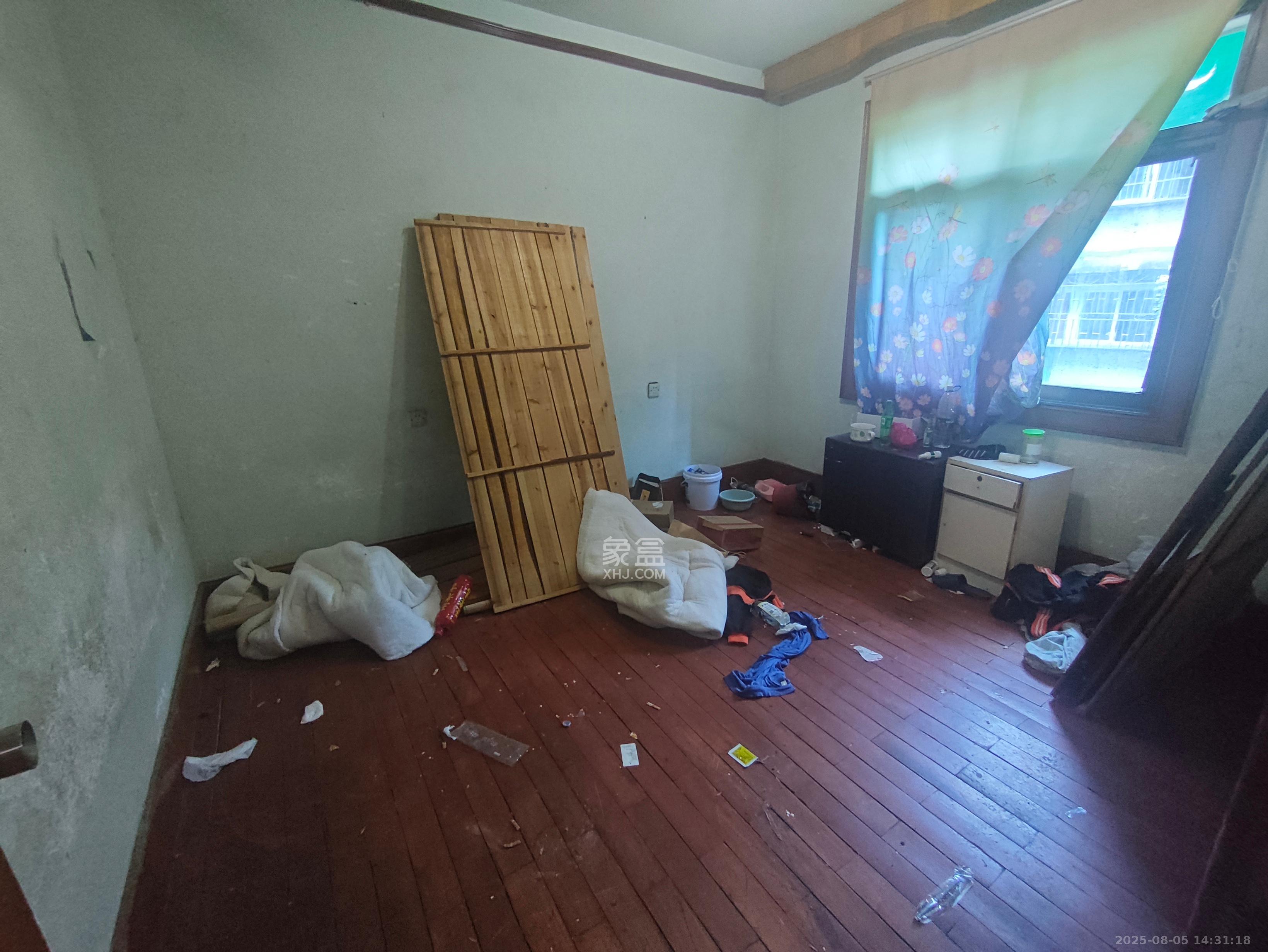 乡镇公寓 2室1厅1卫 1400.0元/月 乡镇公寓 2室1厅1卫 1400.0元/月室内图