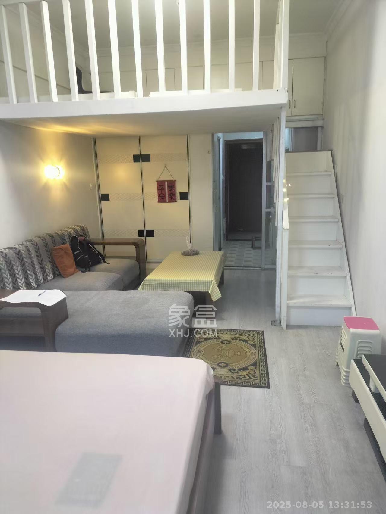 塞纳公馆  1室1厅1卫   1300.00元/月室内图