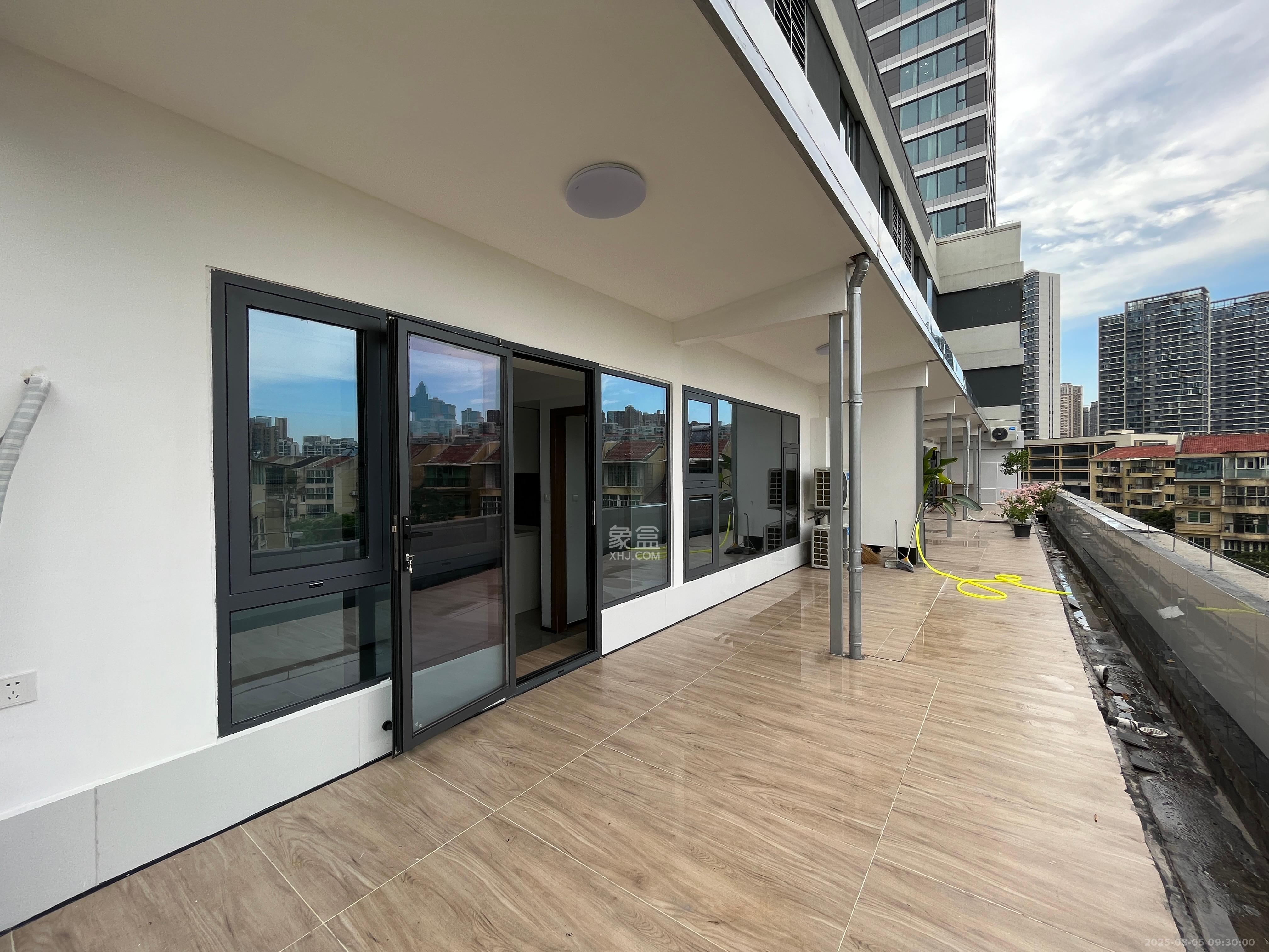 旭辉都会山  1室1厅1卫    2200.0元/月 旭辉都会山  1室1厅1卫    2200.0元/月室内图