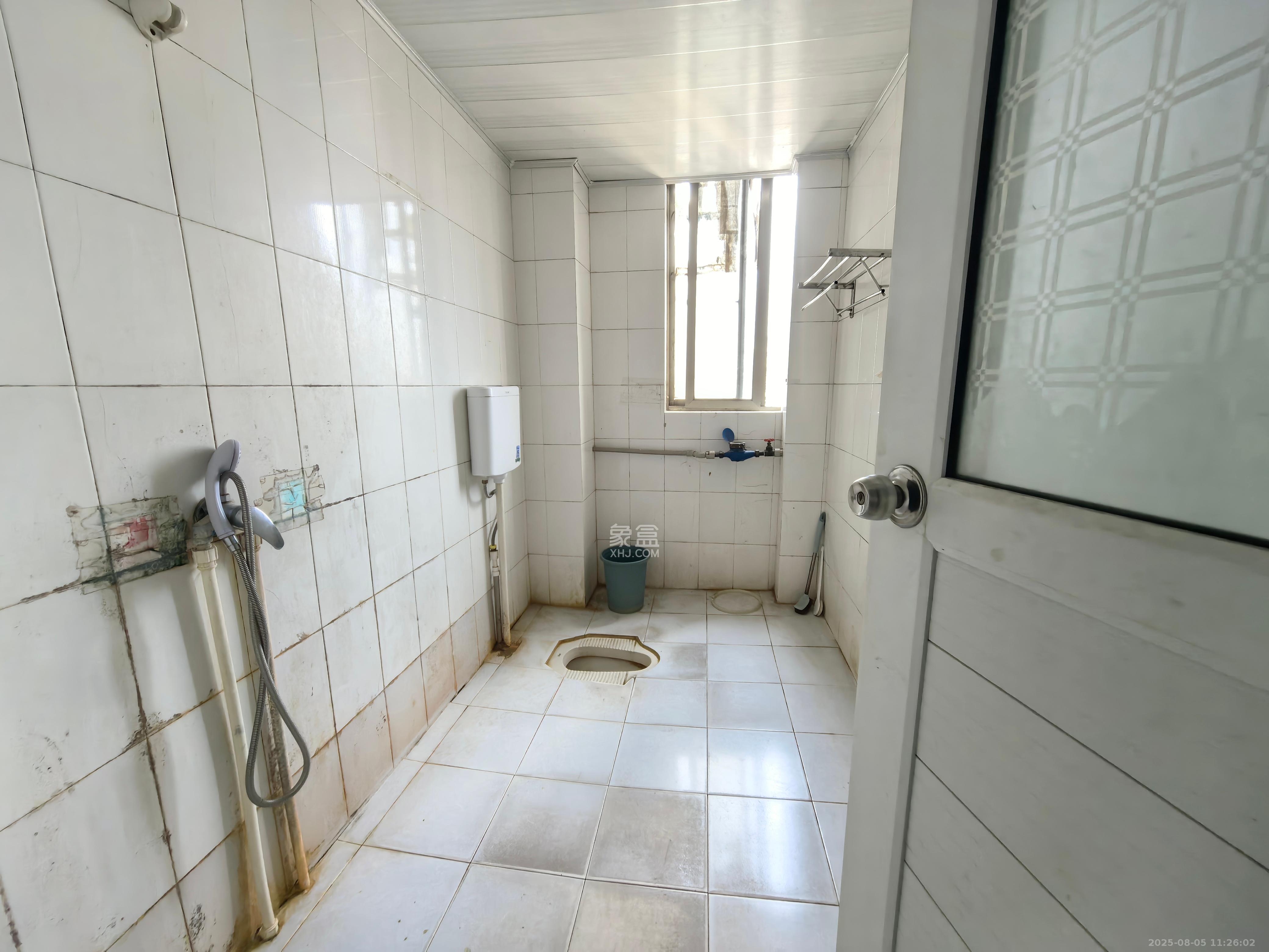 润沁园（润沁公馆）  5室2厅2卫    3000.0元/月室内图