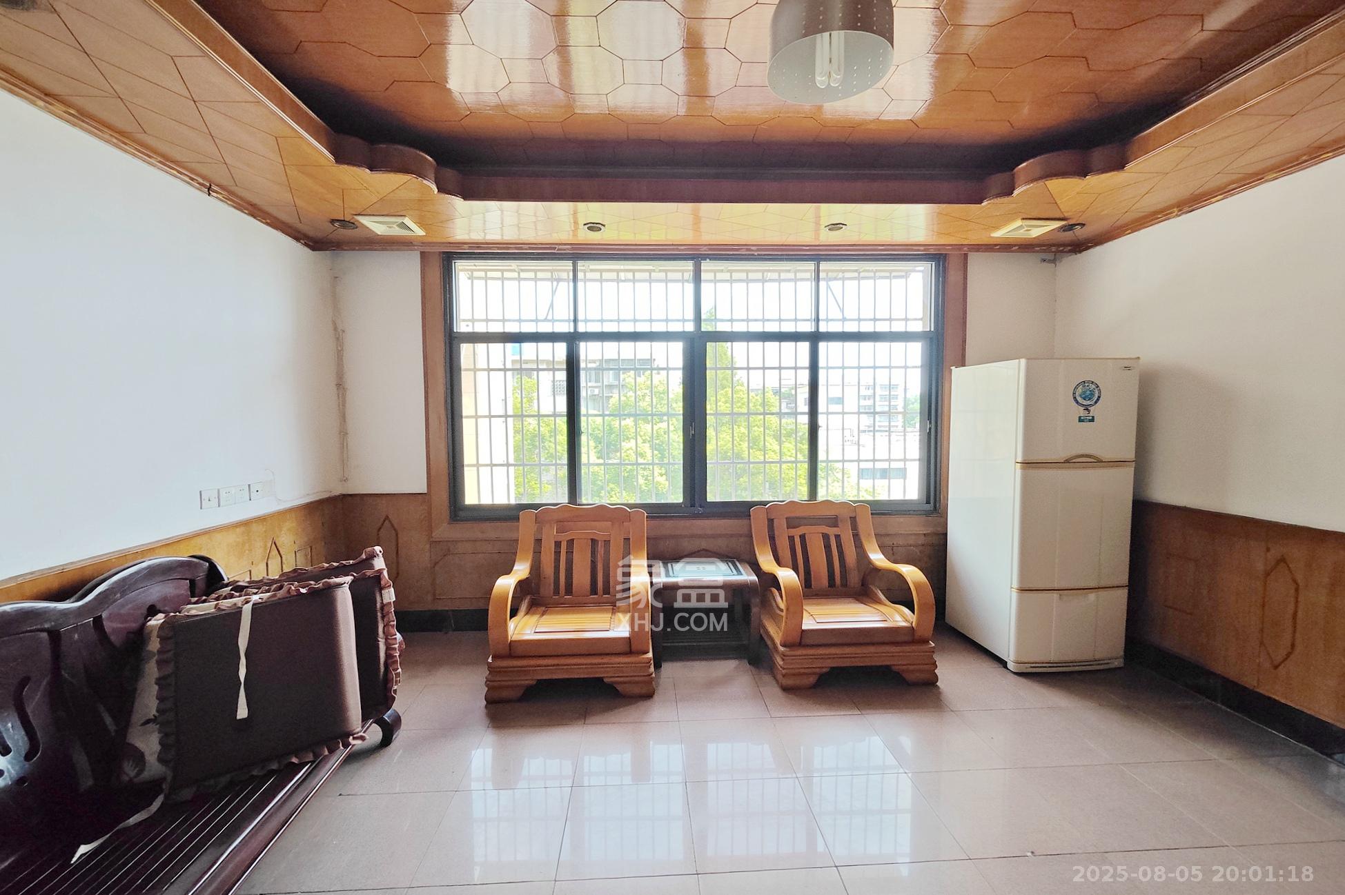 砂子塘商检局宿舍  3室2厅1卫    79.0万 砂子塘商检局宿舍  3室2厅1卫    79.0万