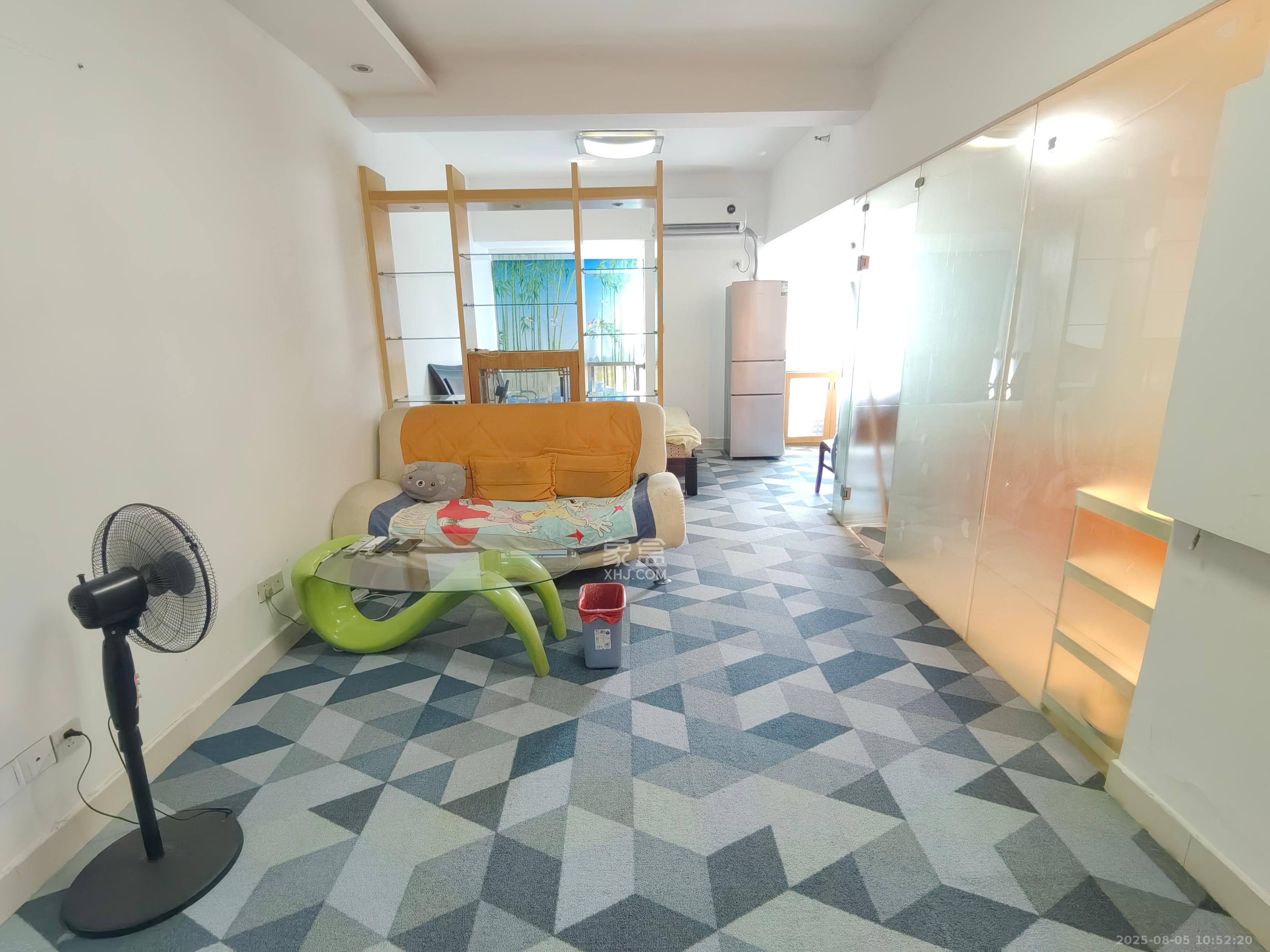 中远公馆  1室1厅1卫   1500.00元/月室内图
