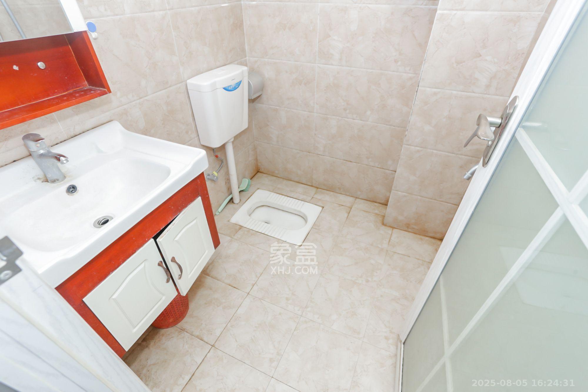 佳兴国际汇  1室1厅1卫    1800.0元/月室内图