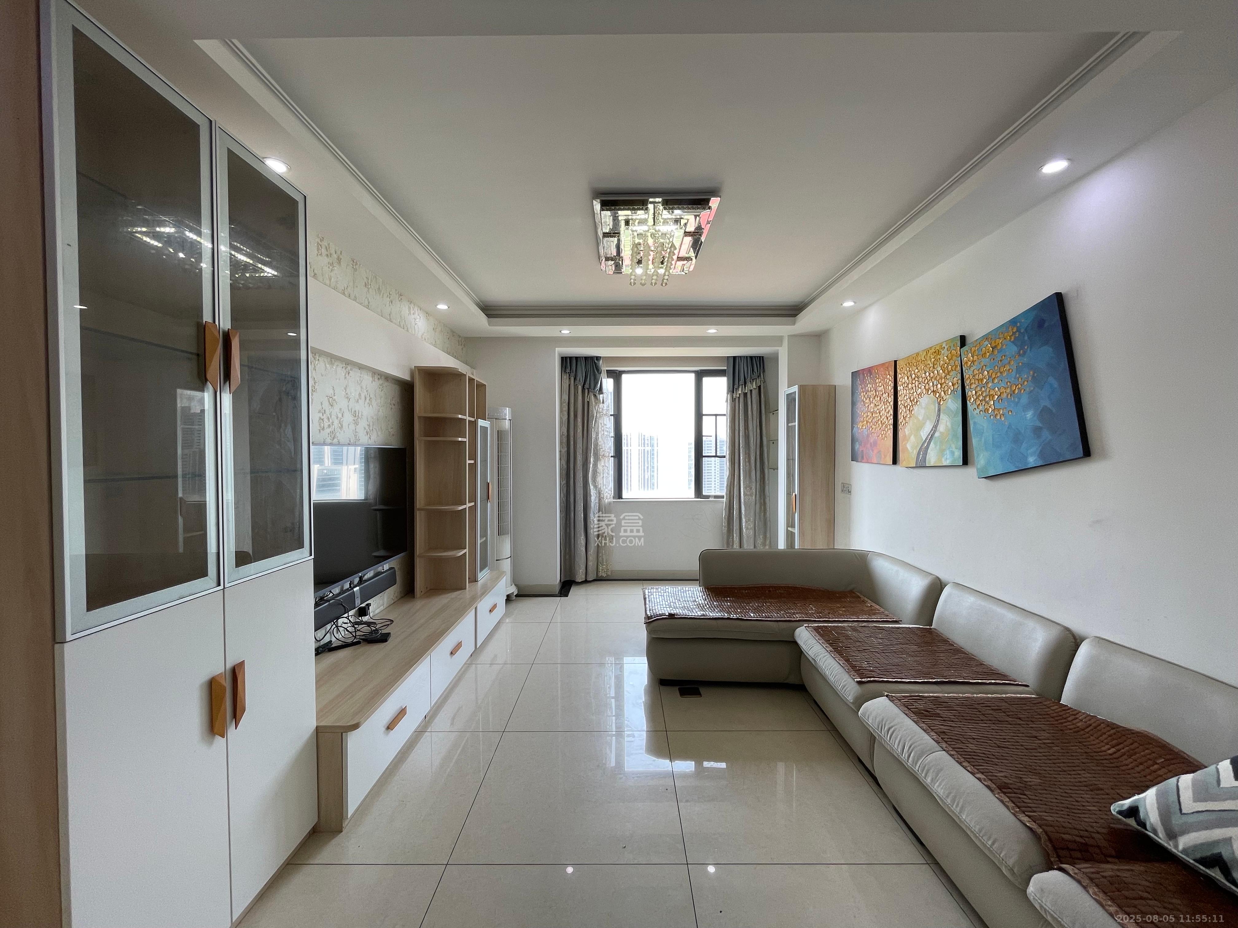 中国铁建梅溪青秀一期  3室2厅2卫    2600.0元/月 中国铁建梅溪青秀一期  3室2厅2卫    2600.0元/月