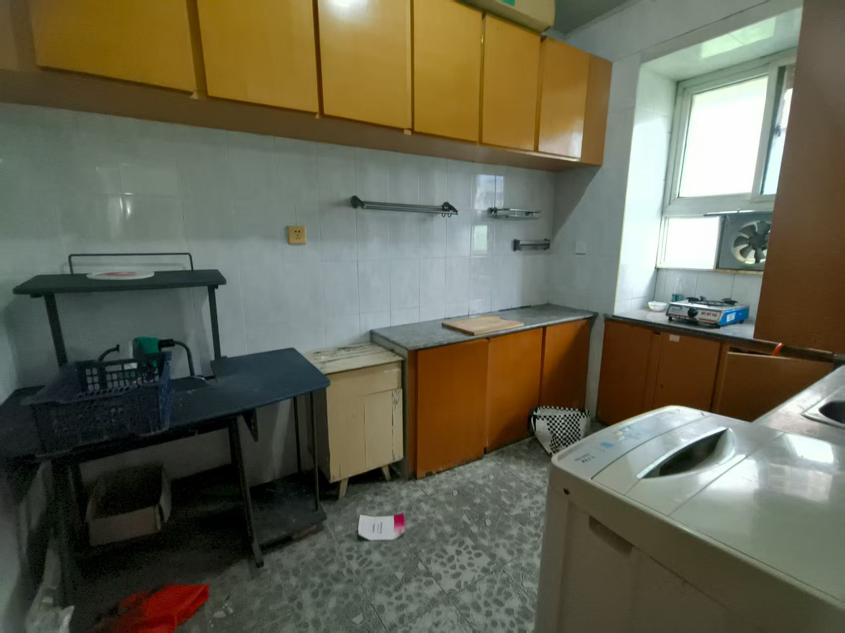 建设银行单位房(海棠社区朝富巷1号) 2室2厅1卫 800.0元/月 建设银行单位房(海棠社区朝富巷1号) 2室2厅1卫 800.0元/月室内图