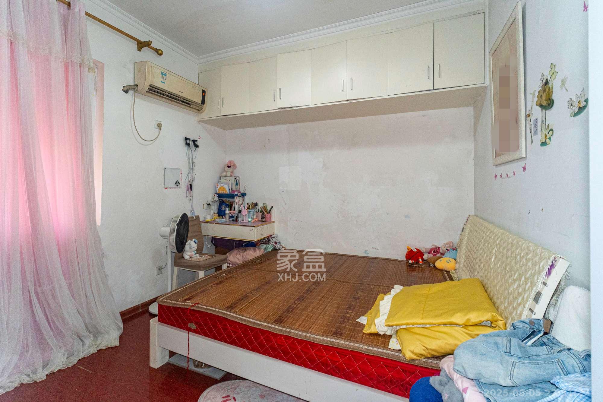 楚天世纪城东苑 3室2厅1卫 55.0万 楚天世纪城东苑 3室2厅1卫 55.0万卧室