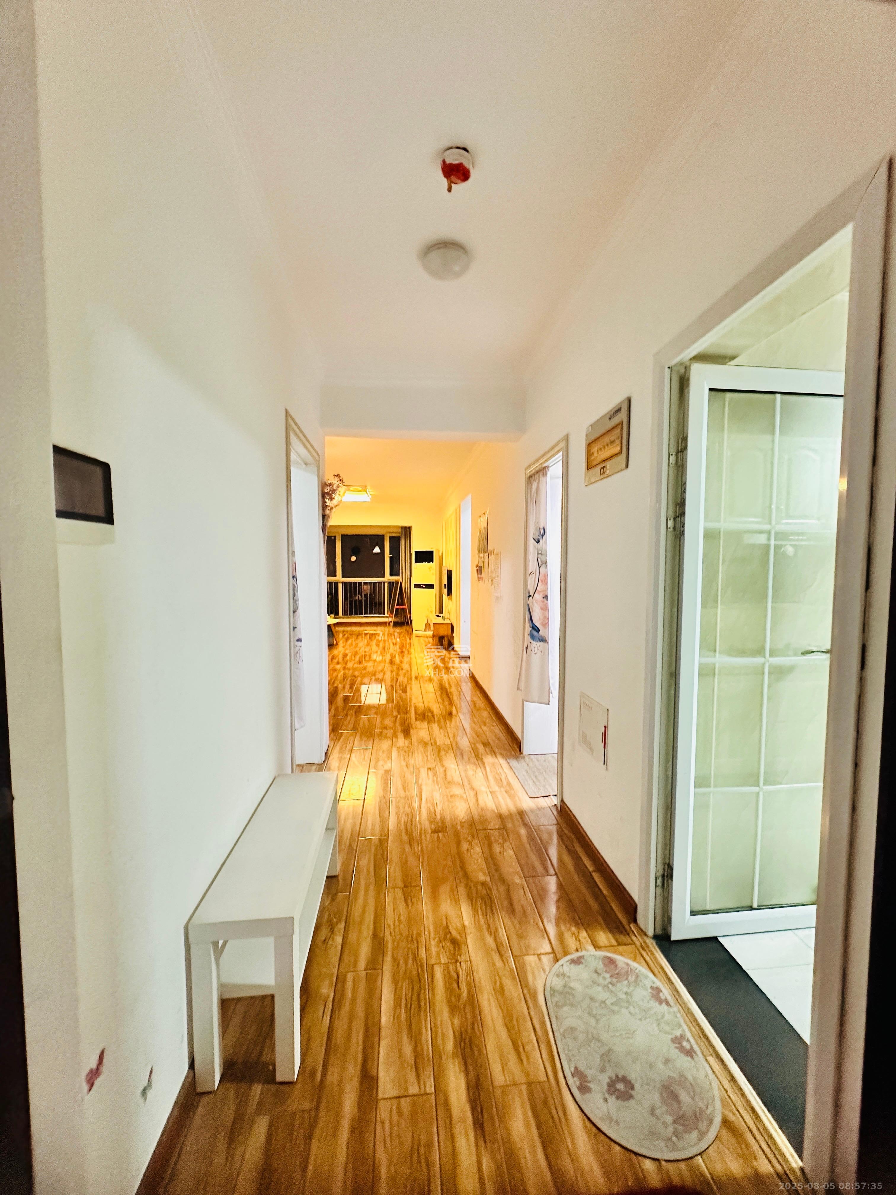 北辰三角洲E6区  3室2厅1卫    3000.0元/月室内图