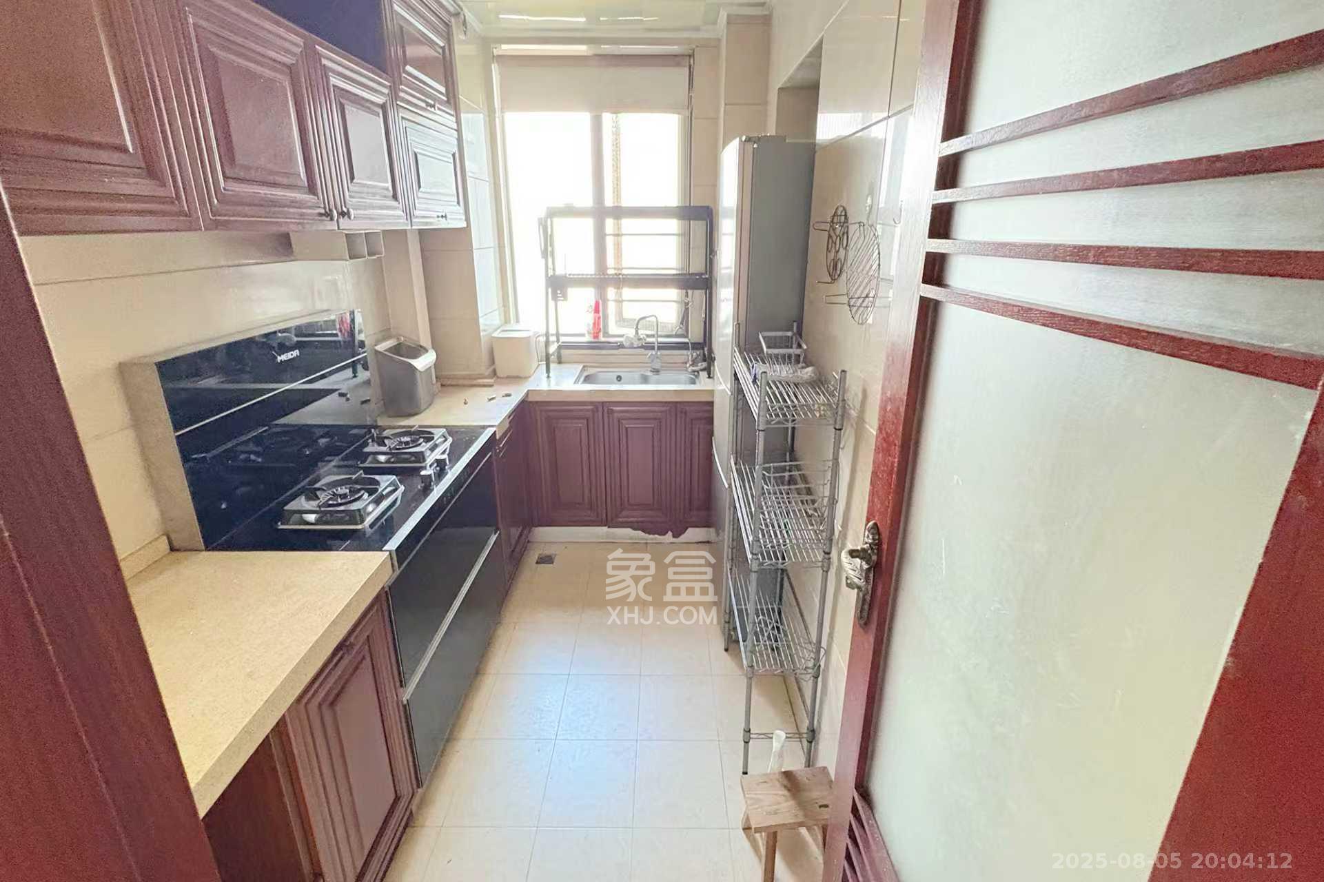 湘域中央 3室2厅2卫 4500.0元/月 湘域中央 3室2厅2卫 4500.0元/月室内图