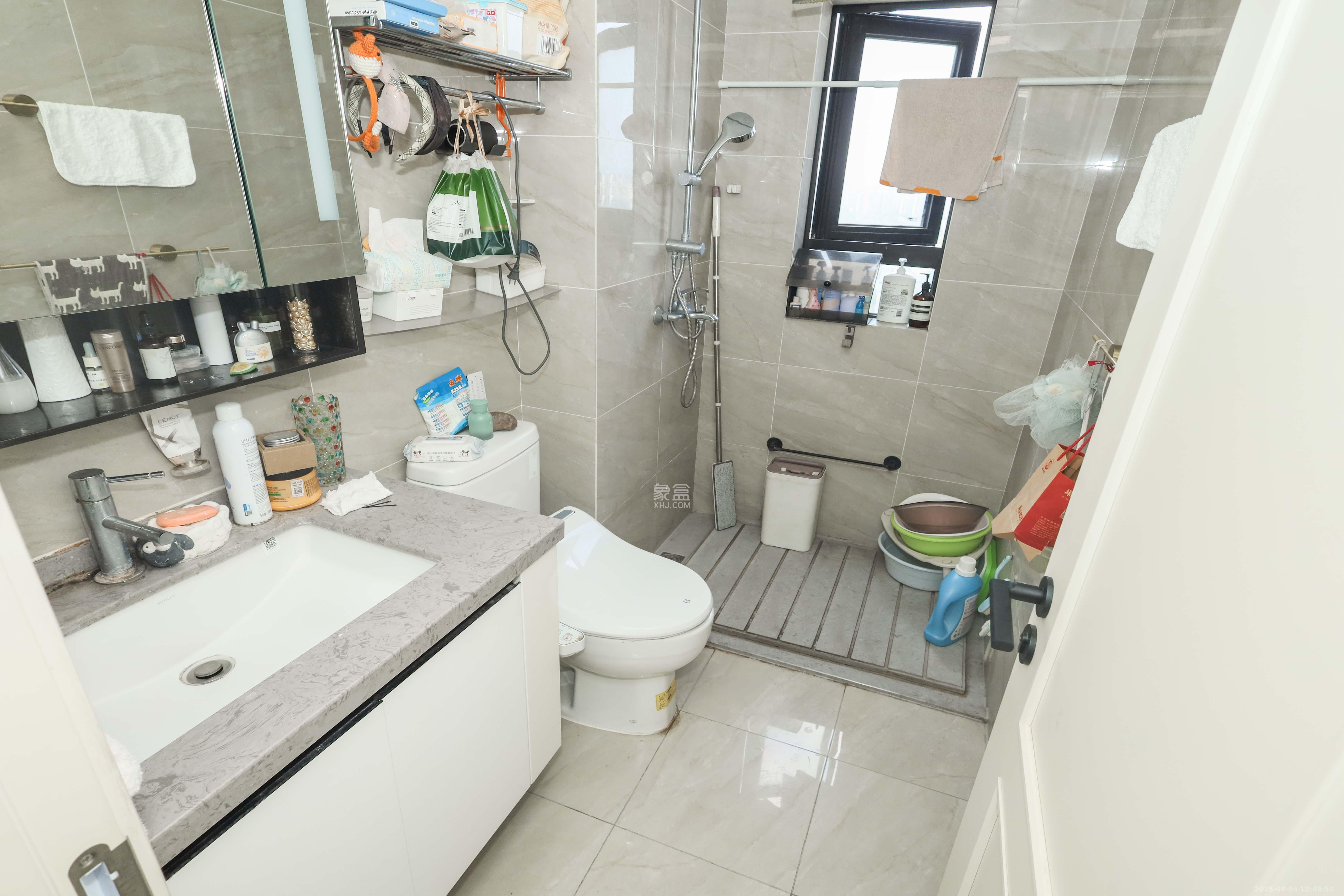 万科金色梦想B区  3室2厅2卫    112.0万 万科金色梦想B区  3室2厅2卫    112.0万卫生间