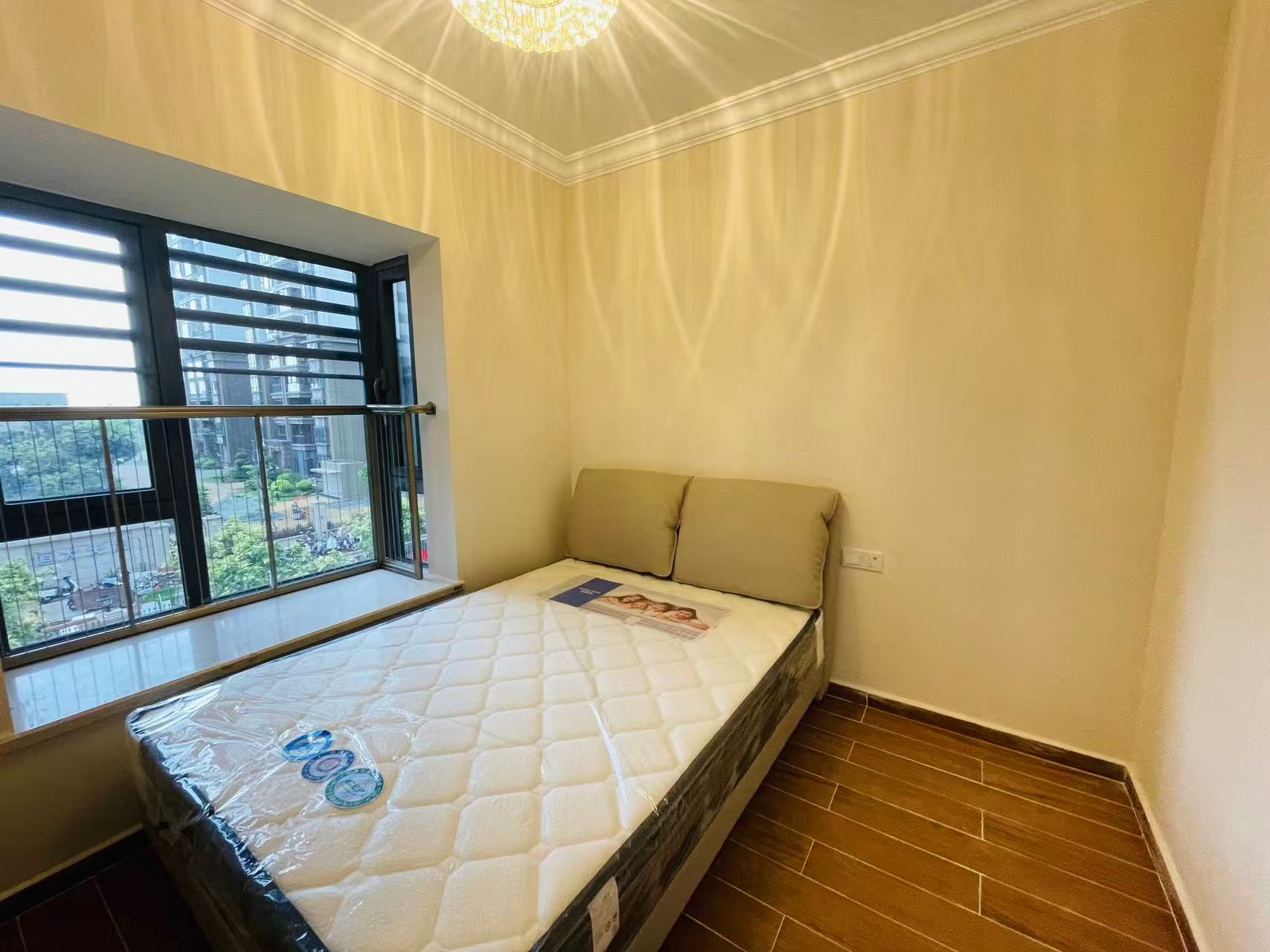 恒大美丽沙天韵湾 3室2厅2卫 3500.0元/月 恒大美丽沙天韵湾 3室2厅2卫 3500.0元/月室内图