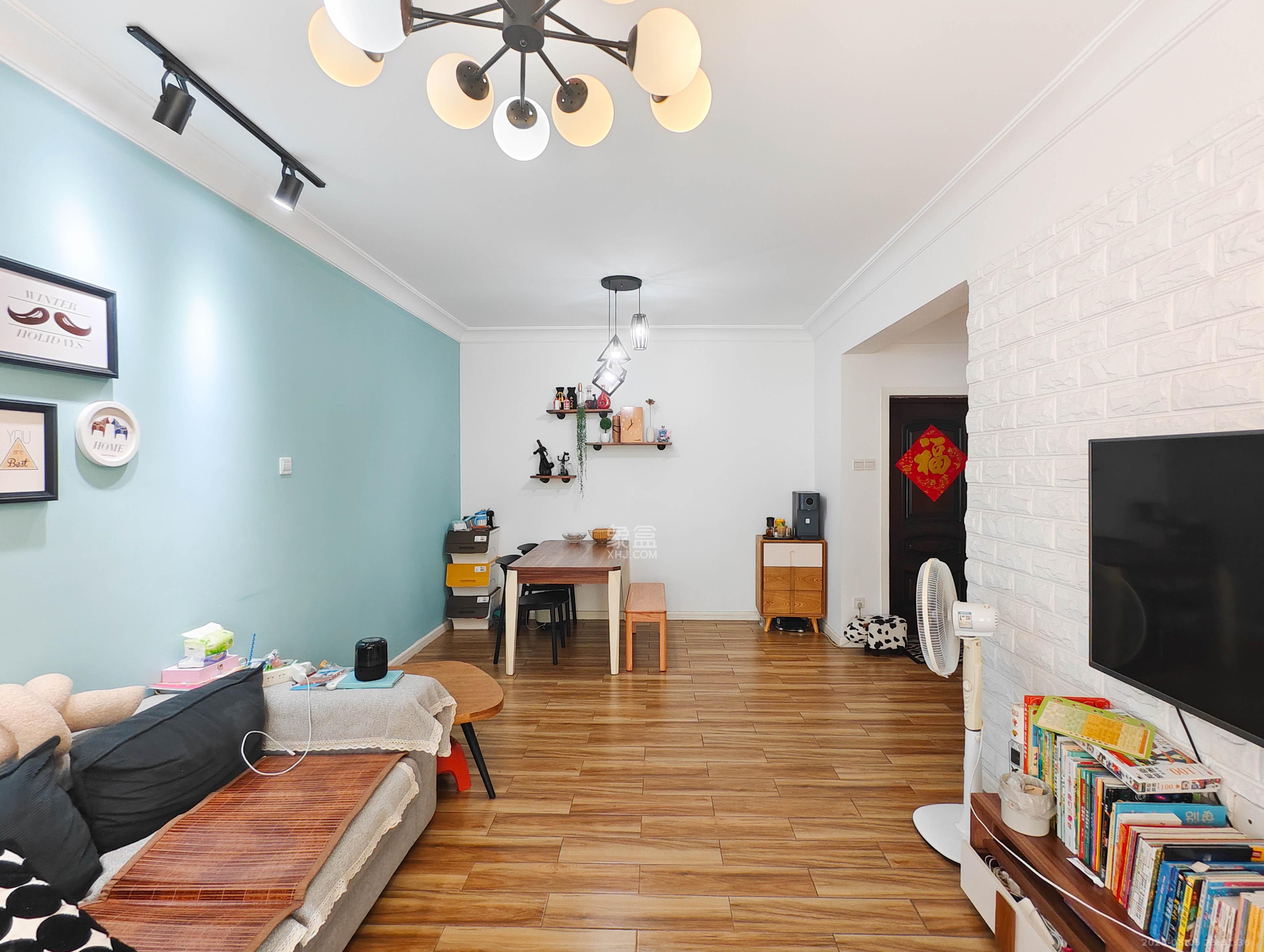 哈佛小镇（五矿哈佛小镇）  3室2厅1卫    68.0万客厅