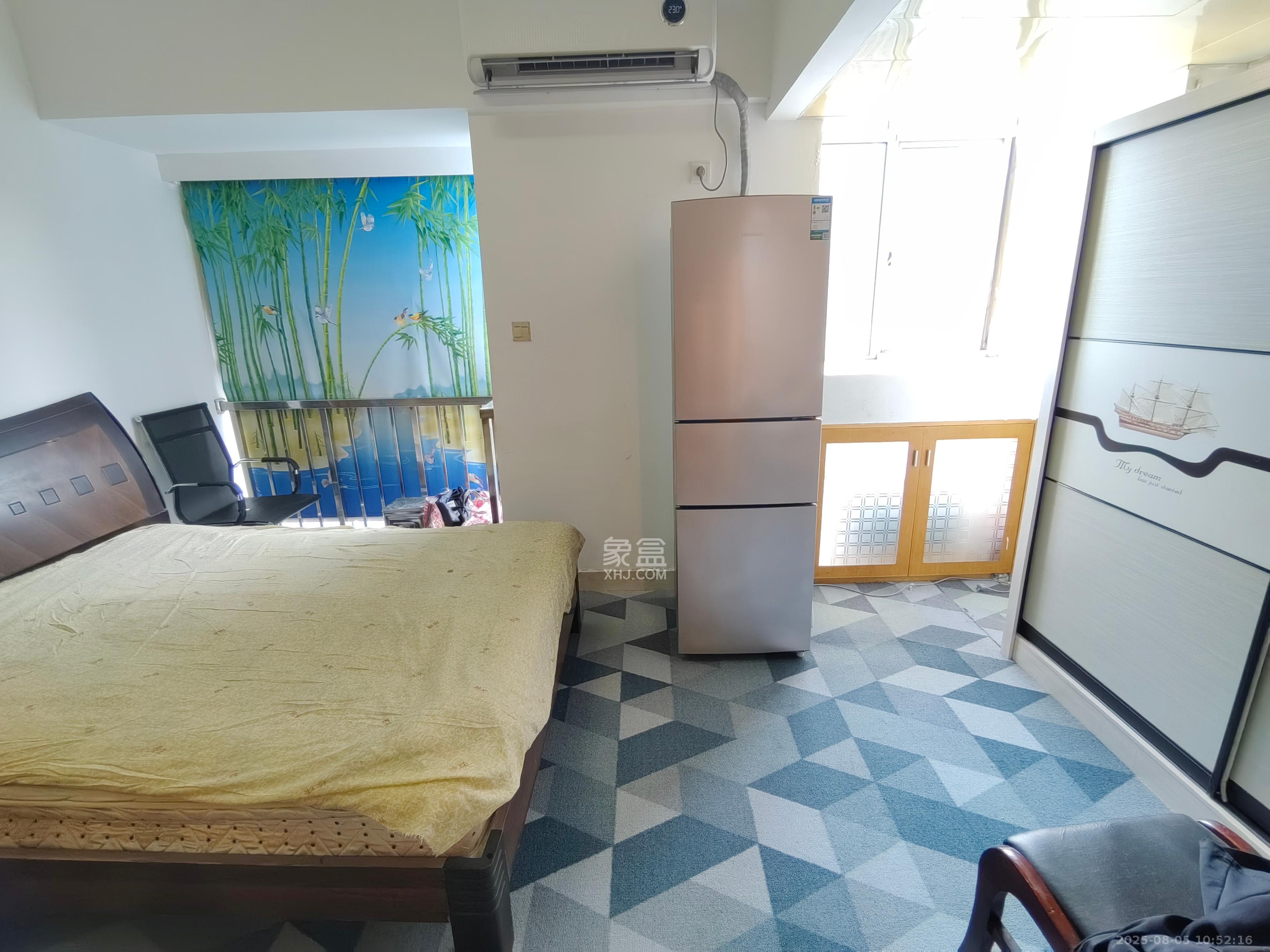 中远公馆 1室1厅1卫 1300.0元/月 中远公馆 1室1厅1卫 1300.0元/月室内图