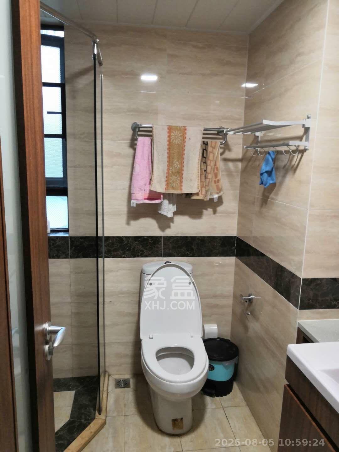 万科里梅溪郡  3室2厅1卫   3300.00元/月室内图