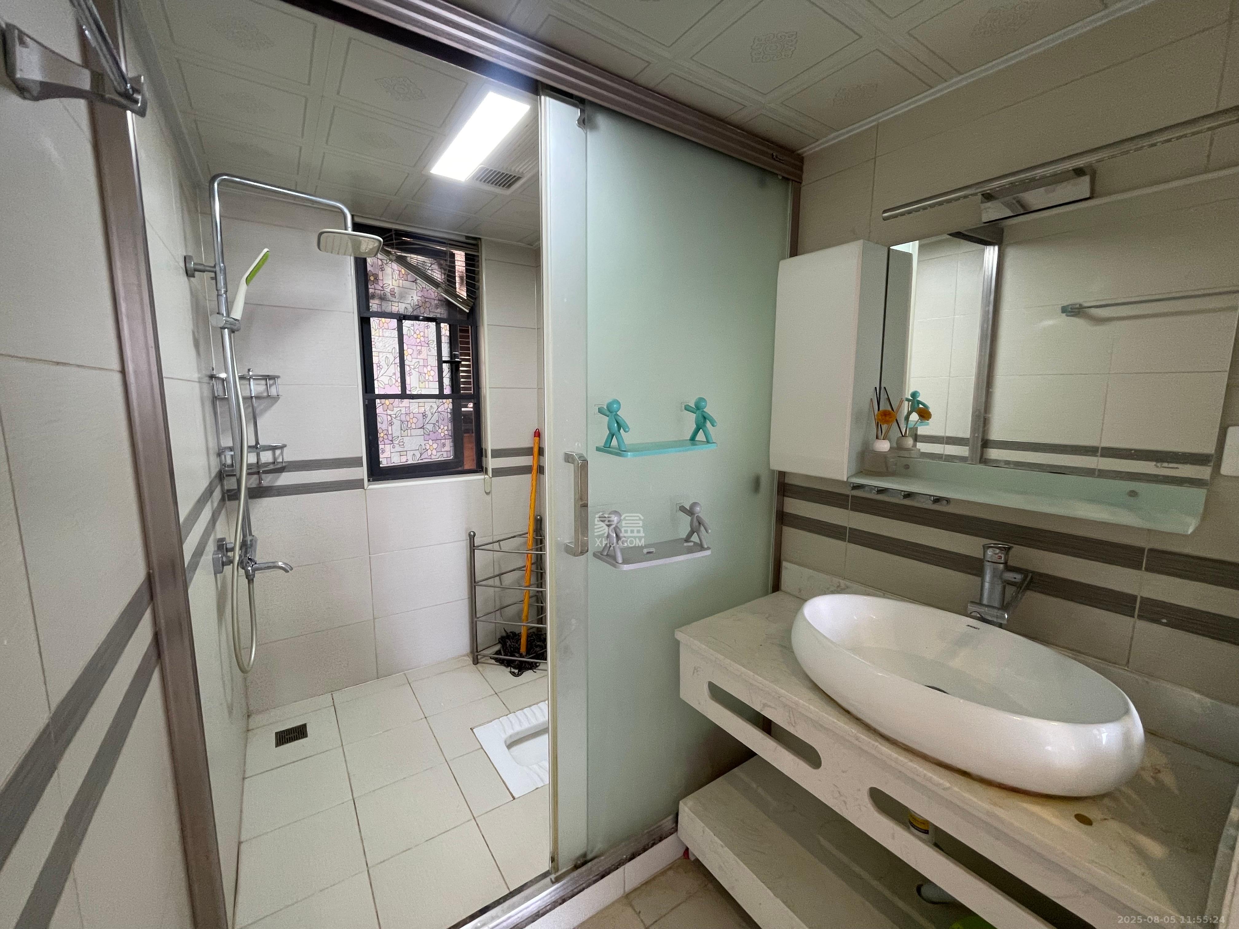 中国铁建梅溪青秀一期 3室2厅2卫 2600.0元/月 中国铁建梅溪青秀一期 3室2厅2卫 2600.0元/月室内图