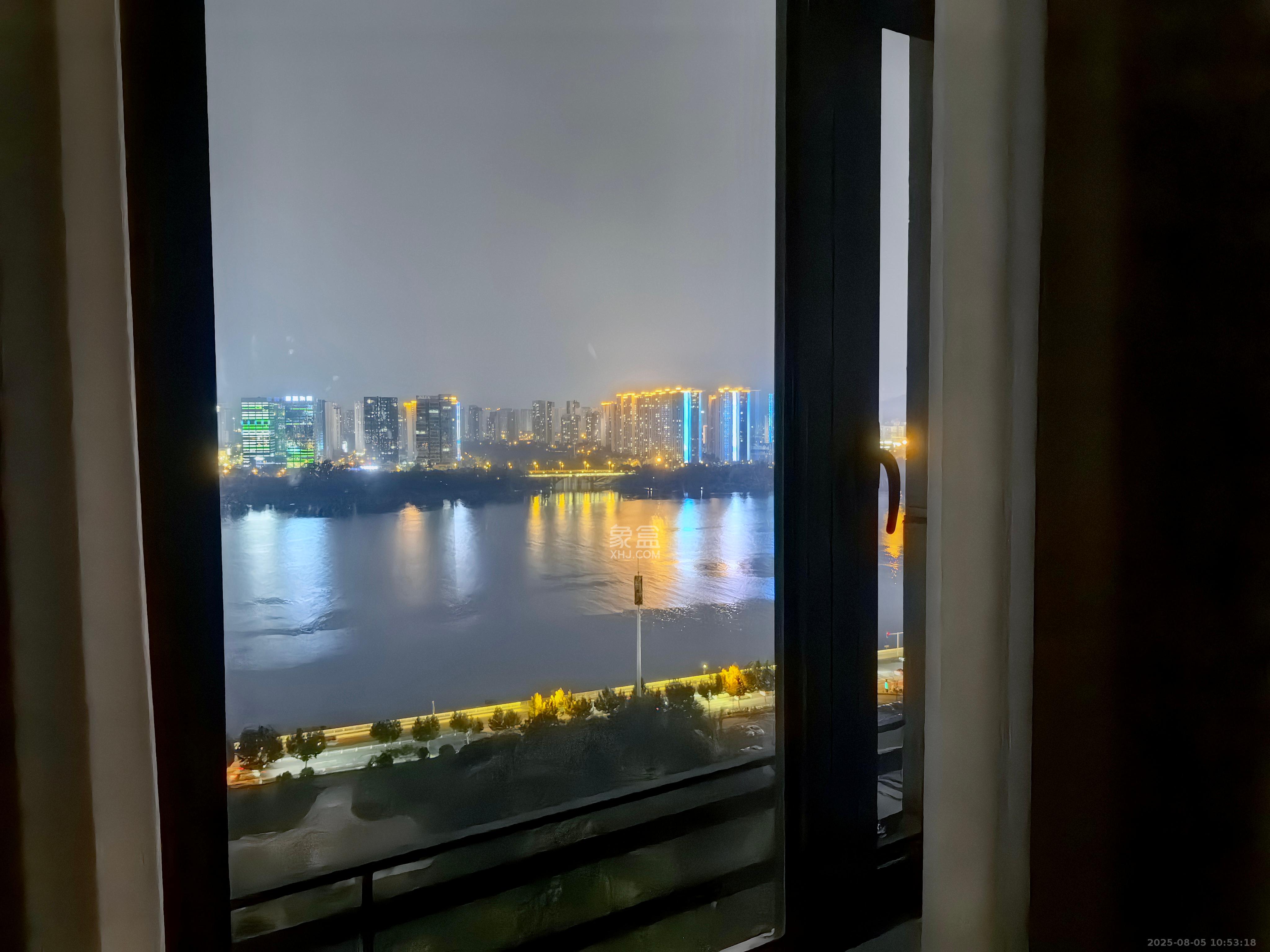万科紫台  1室1厅2卫   5000.00元/月室内图